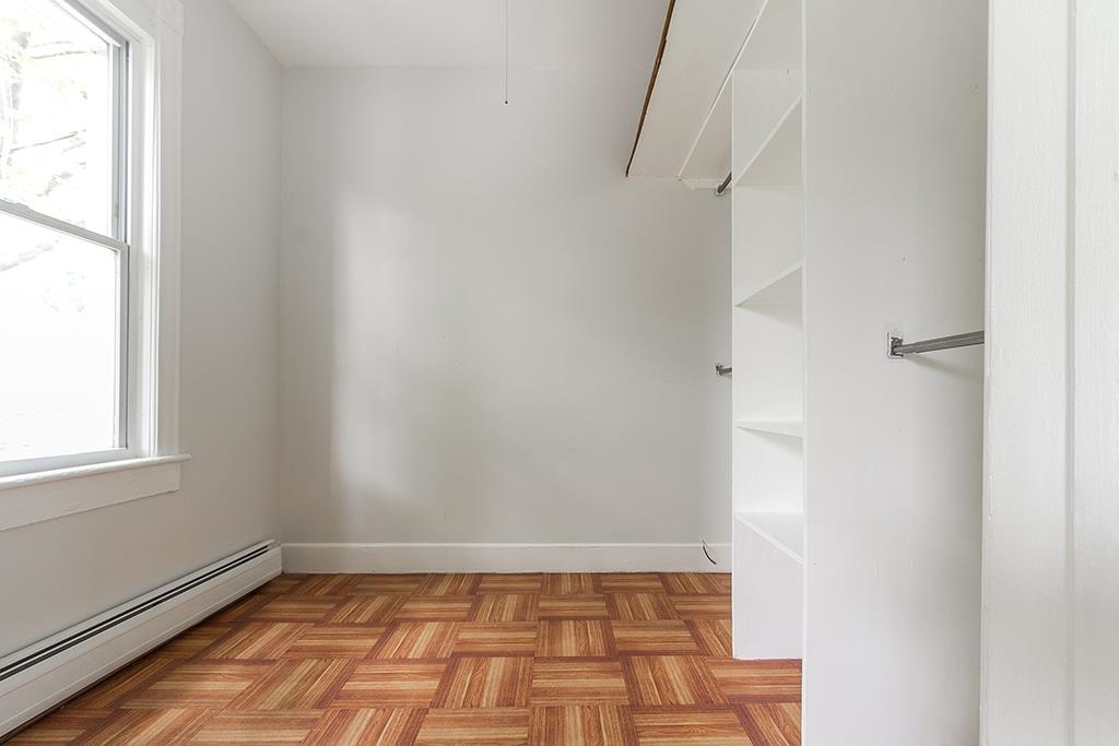 22 FULTON AVE