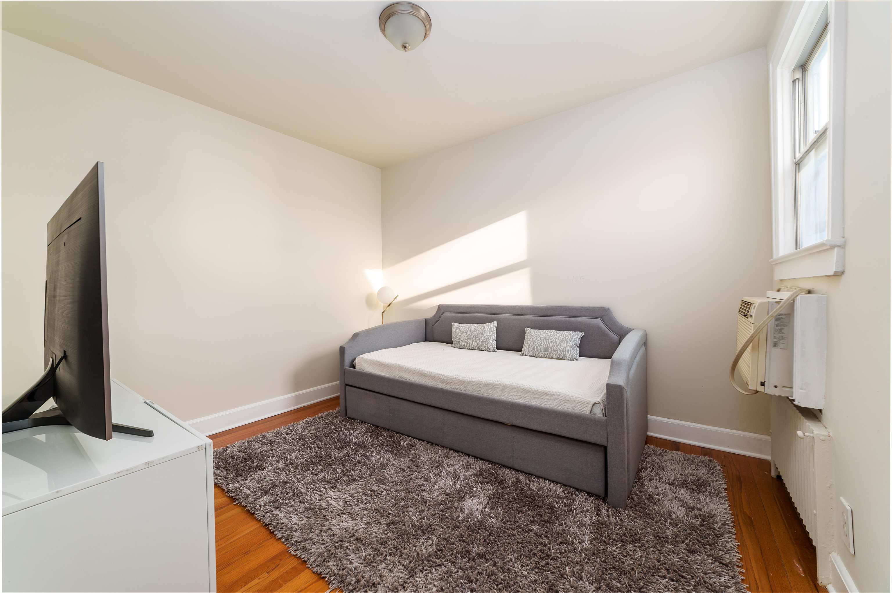 34 WEST 27TH ST