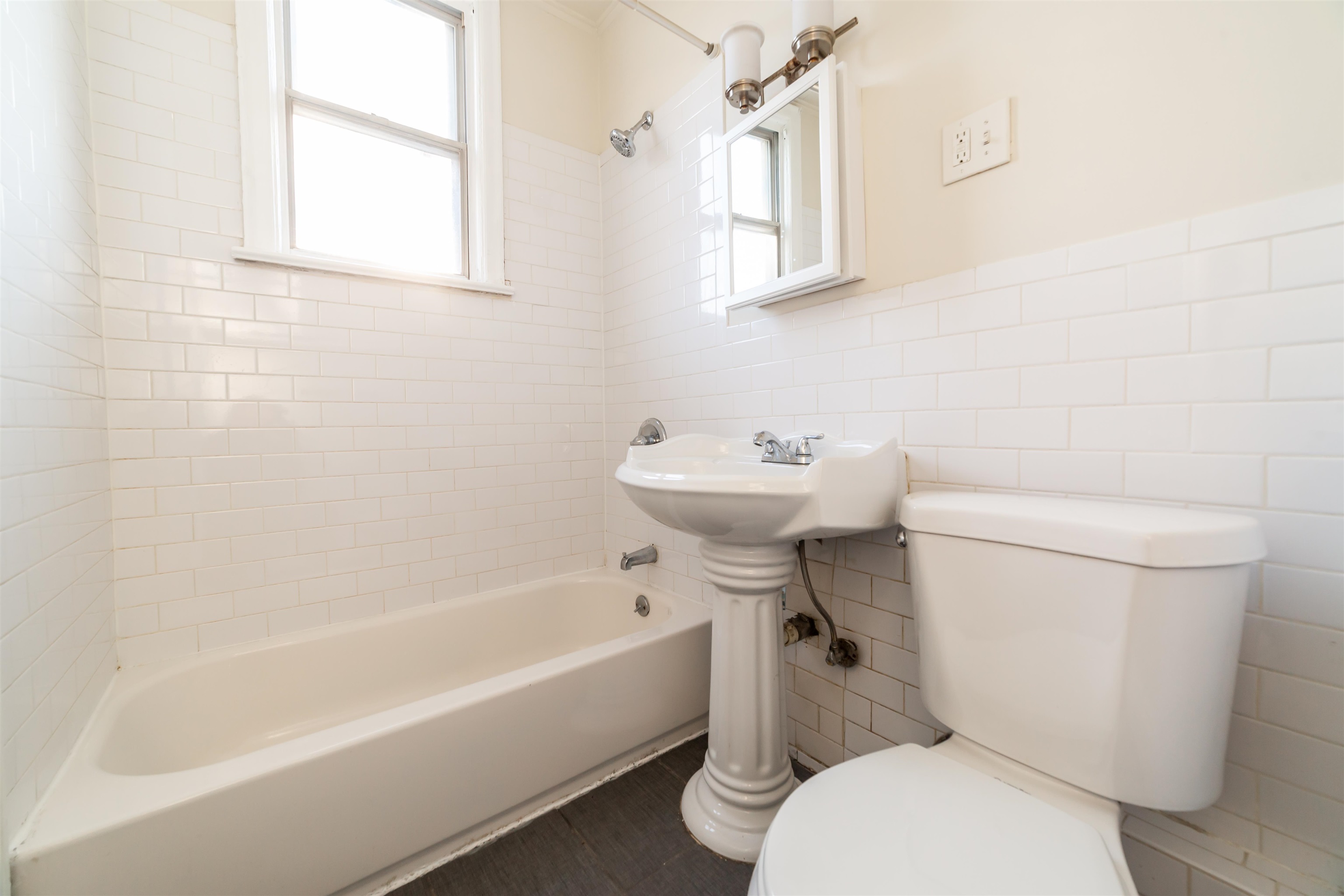 34 WEST 27TH ST