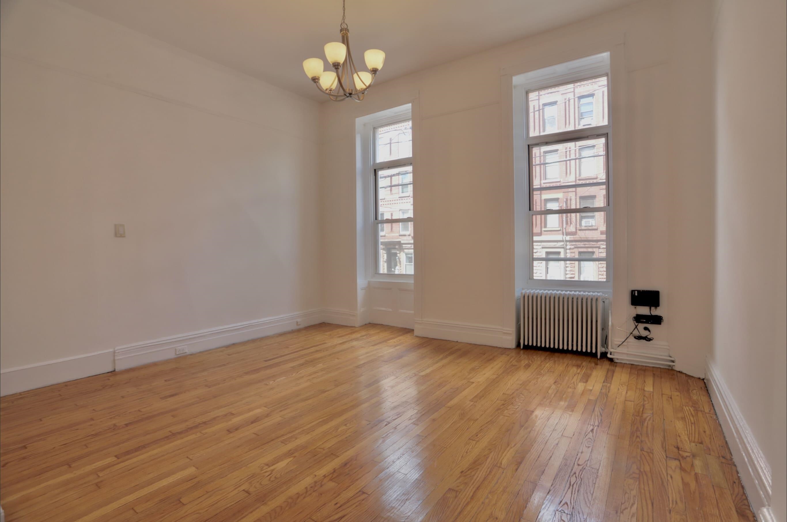 1017 PARK AVE Unit: 1
