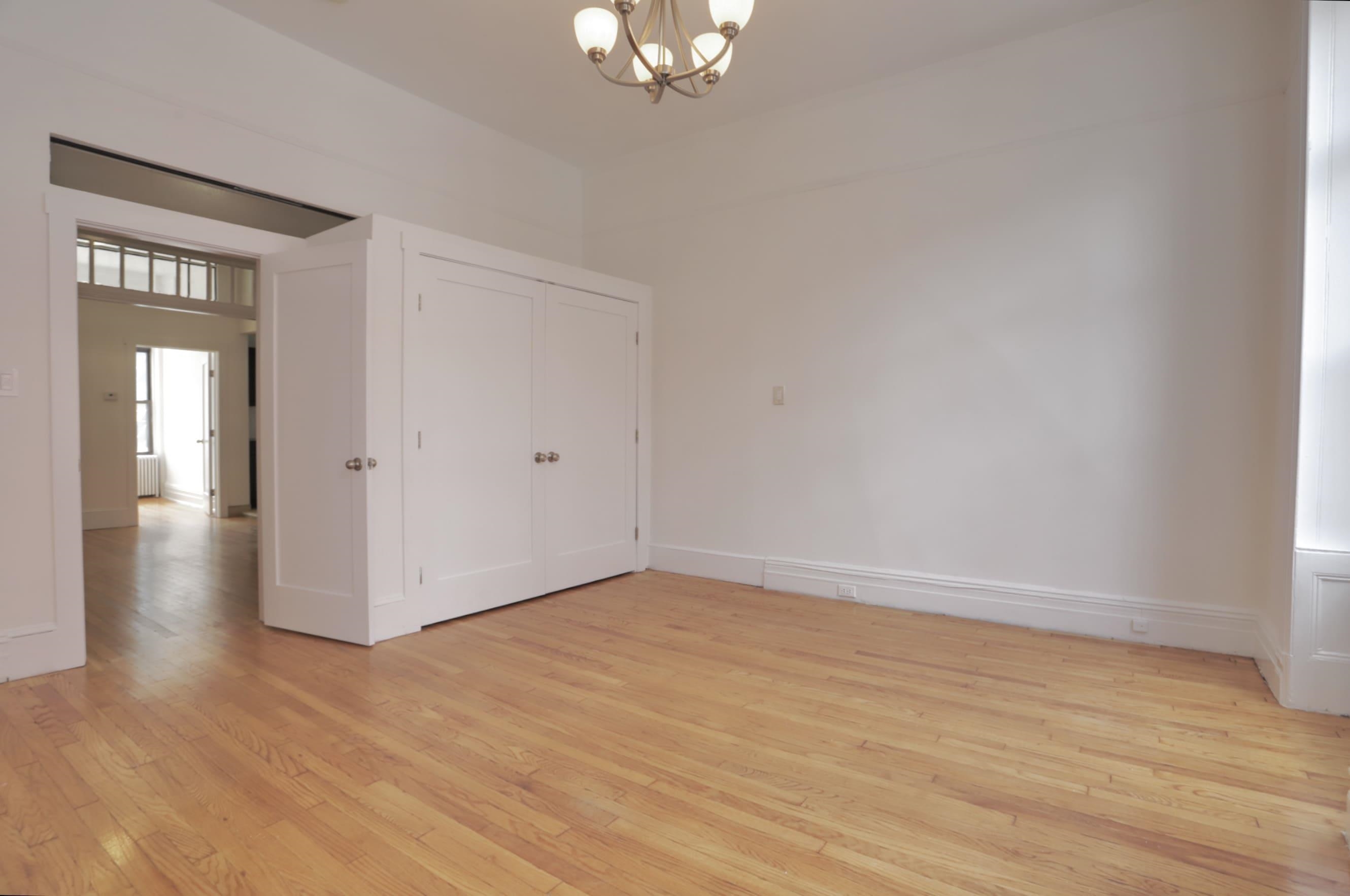 1017 PARK AVE Unit: 1