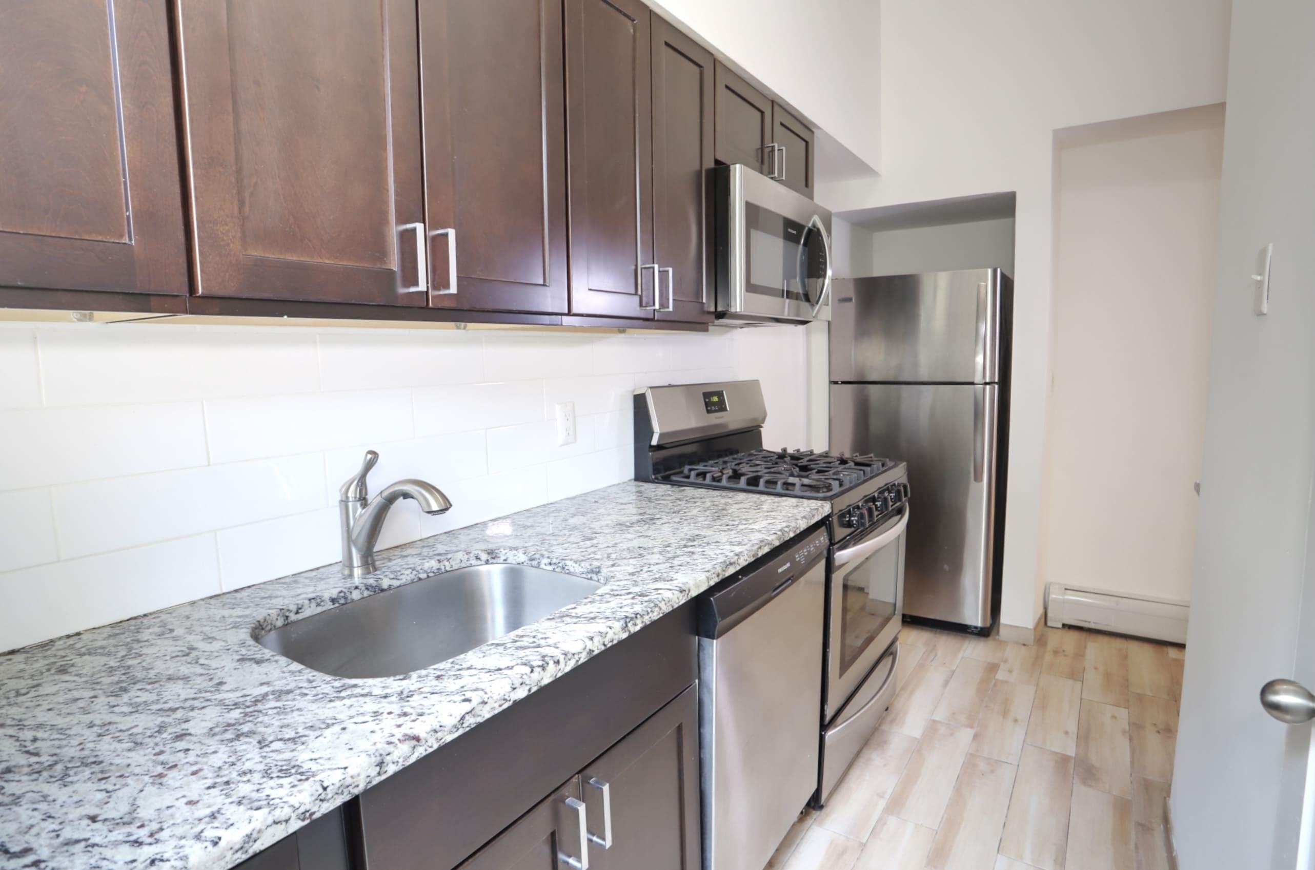 1017 PARK AVE Unit: 1