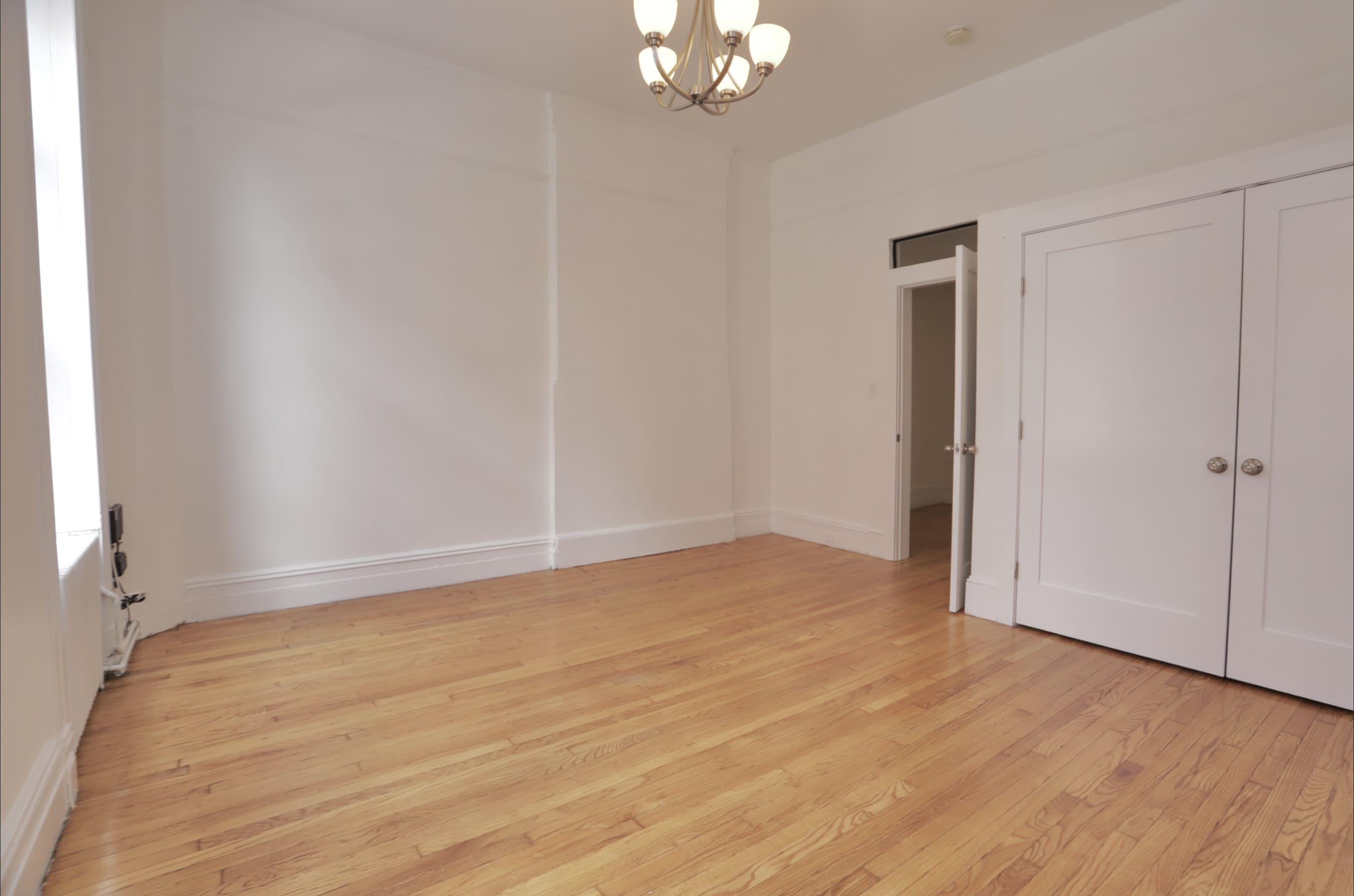 1017 PARK AVE Unit: 1