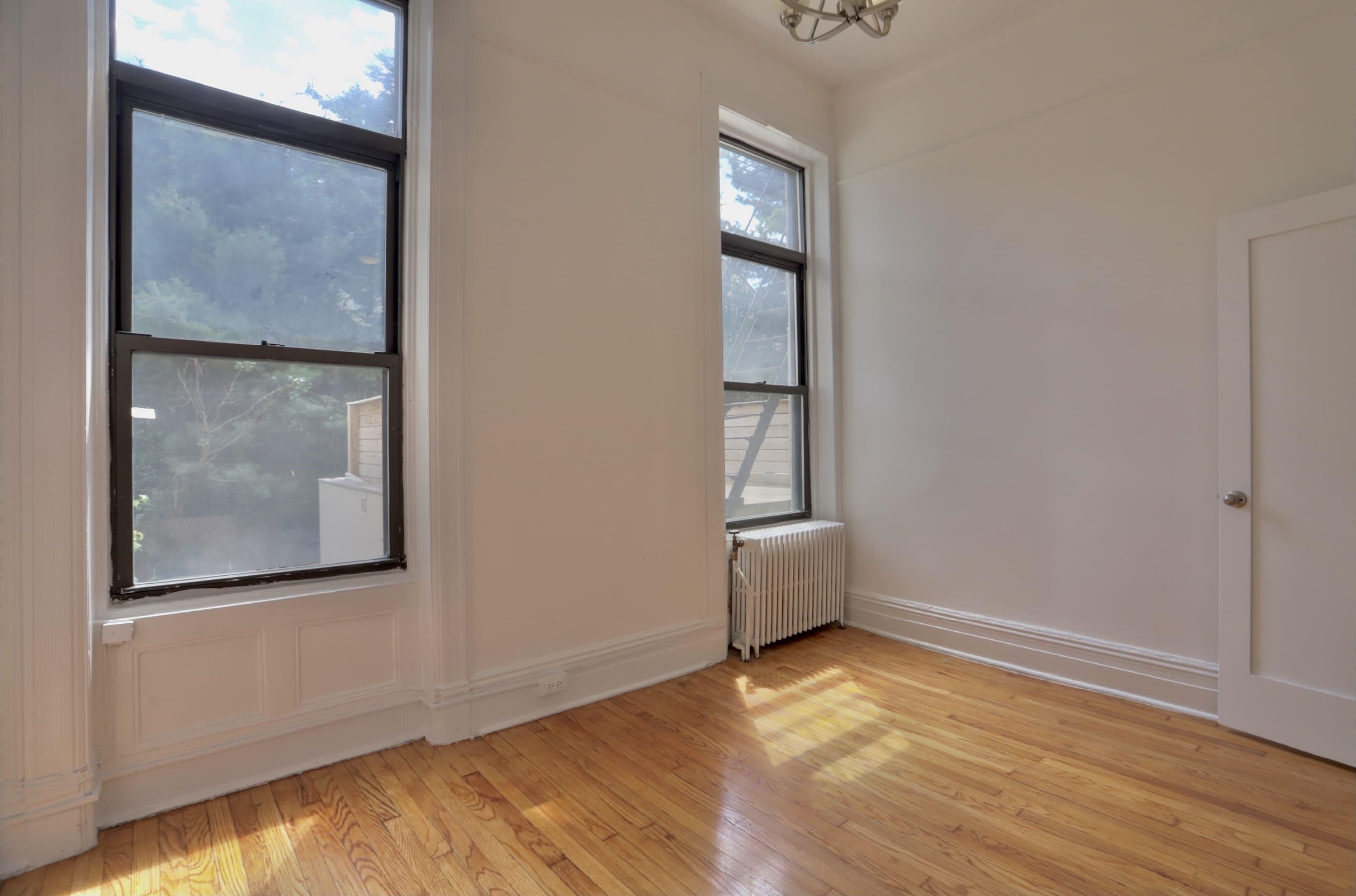 1017 PARK AVE Unit: 1