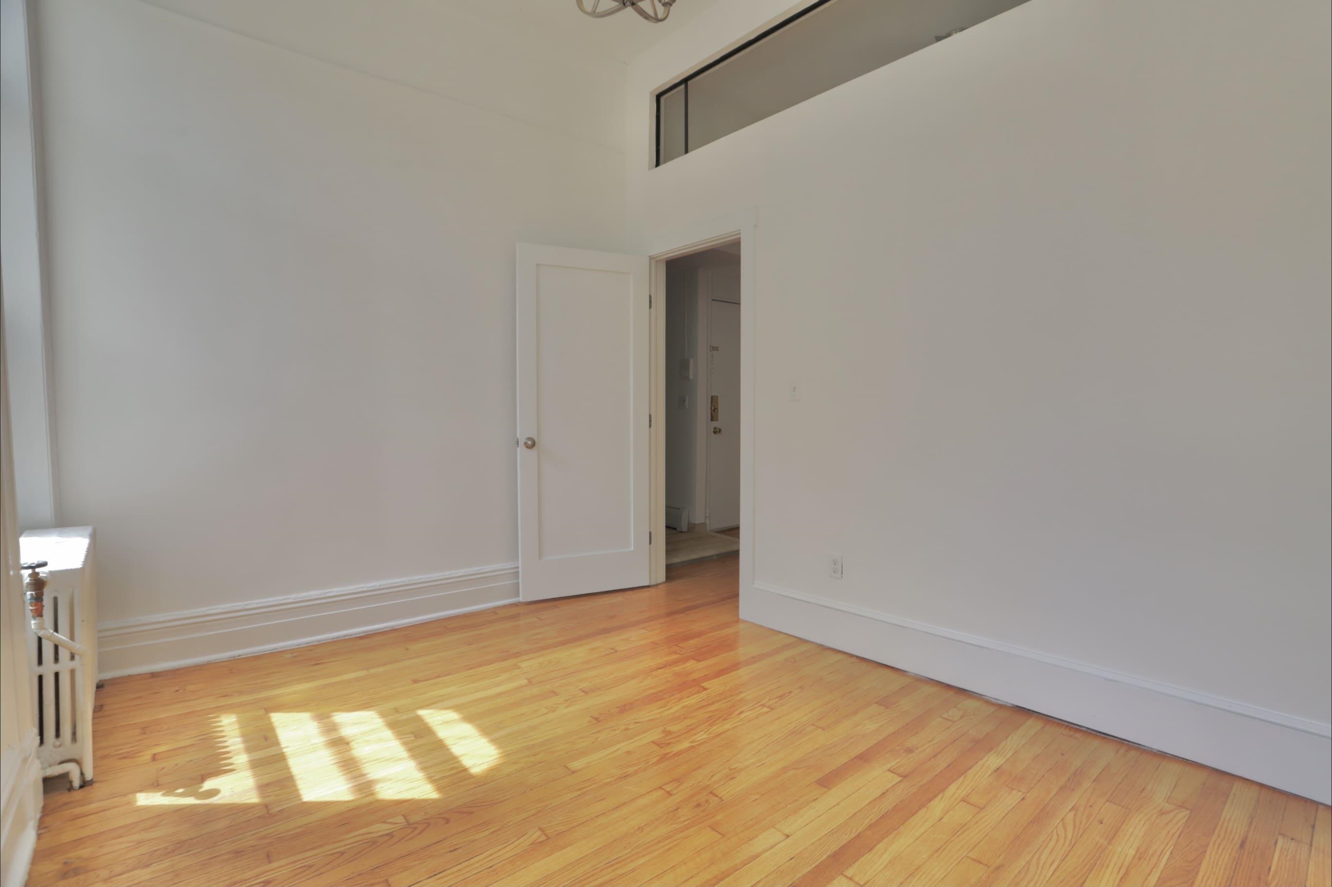 1017 PARK AVE Unit: 1