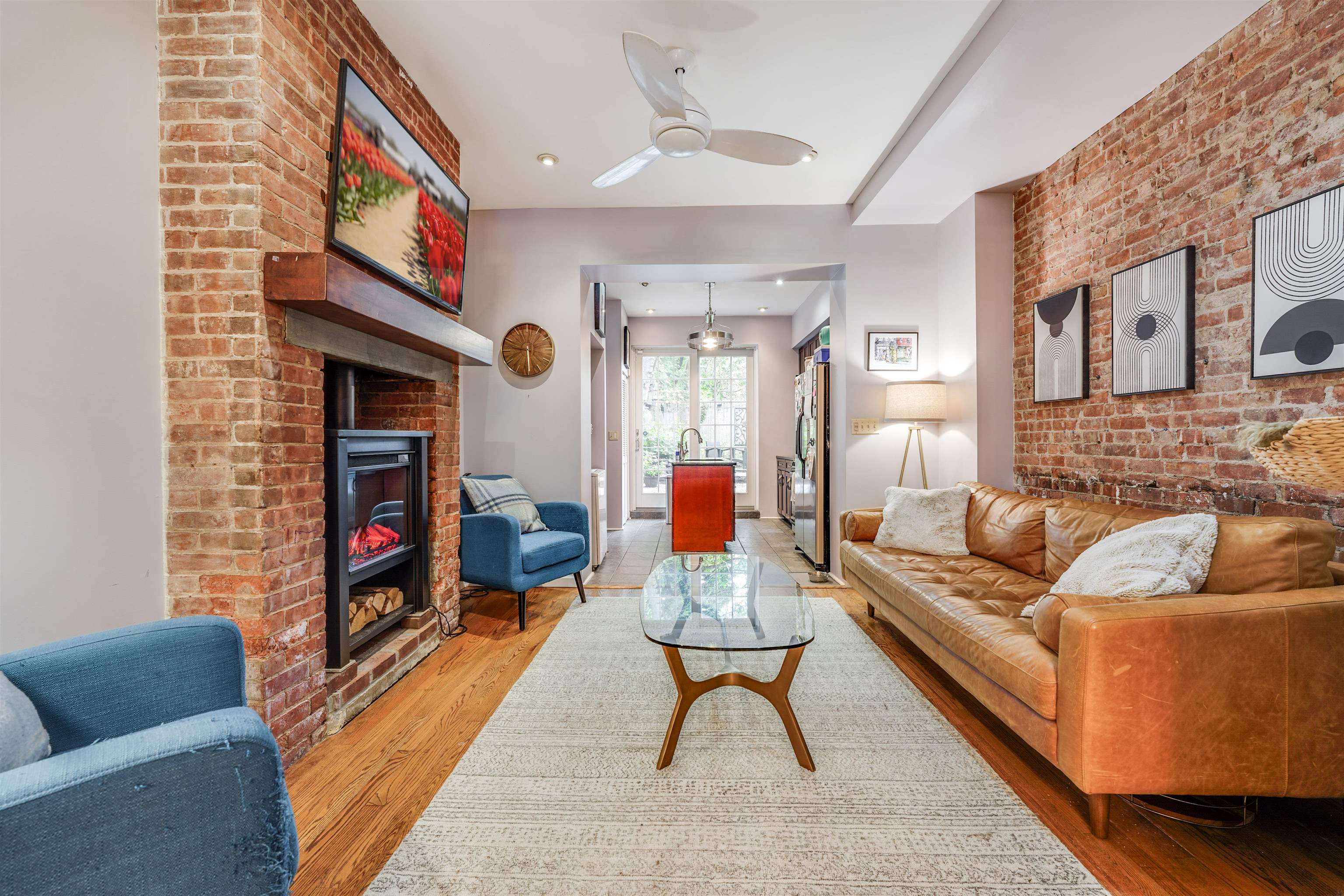 109 WALDO AVE
