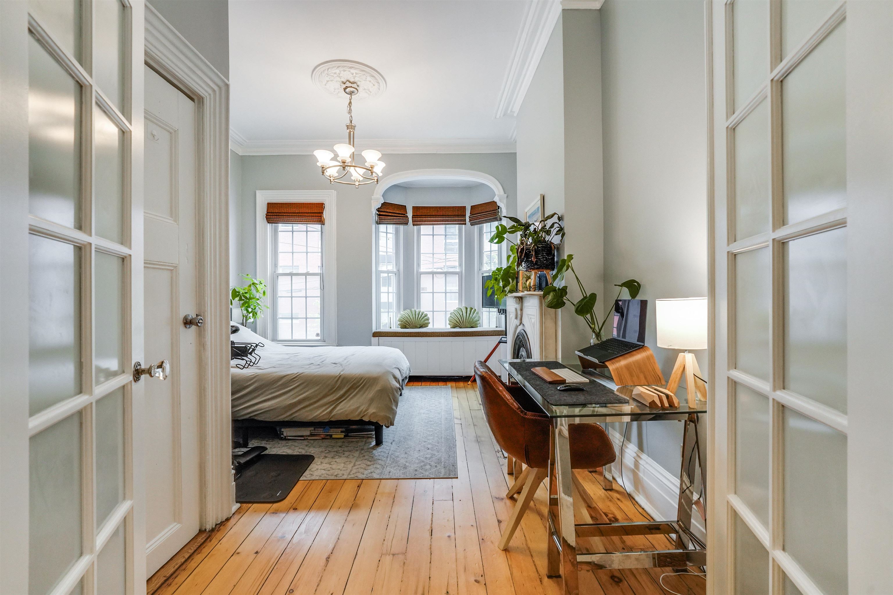 109 WALDO AVE