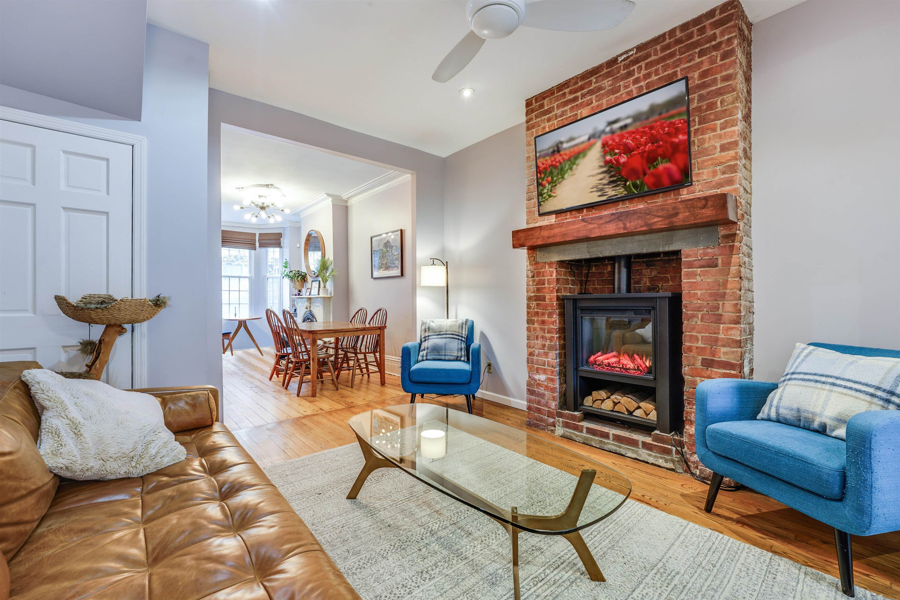 109 WALDO AVE