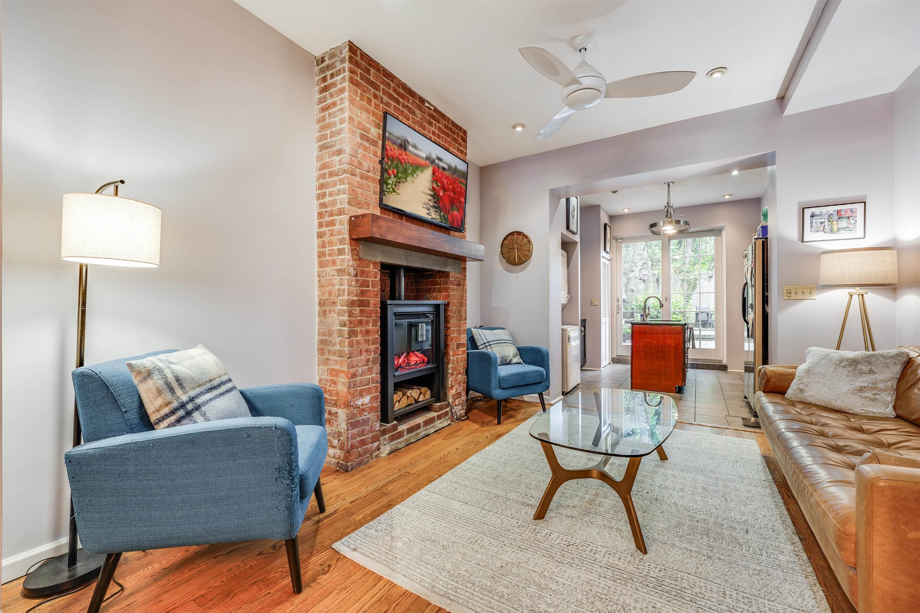 109 WALDO AVE