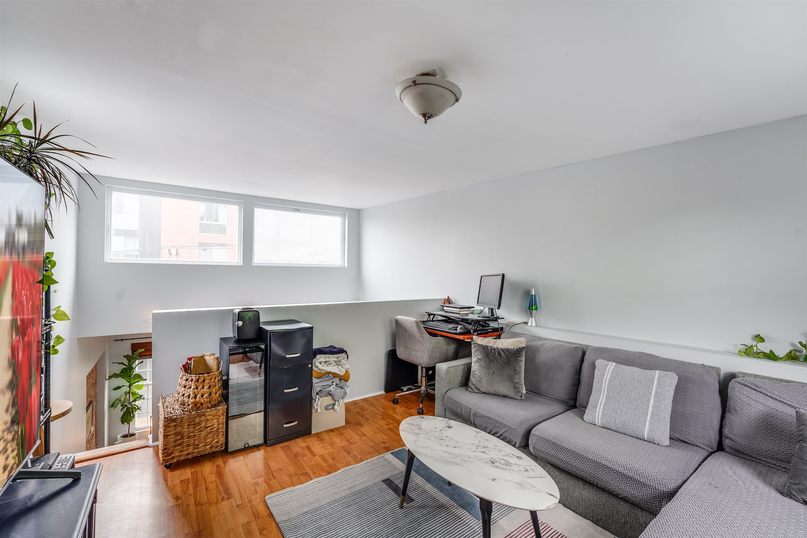 109 WALDO AVE