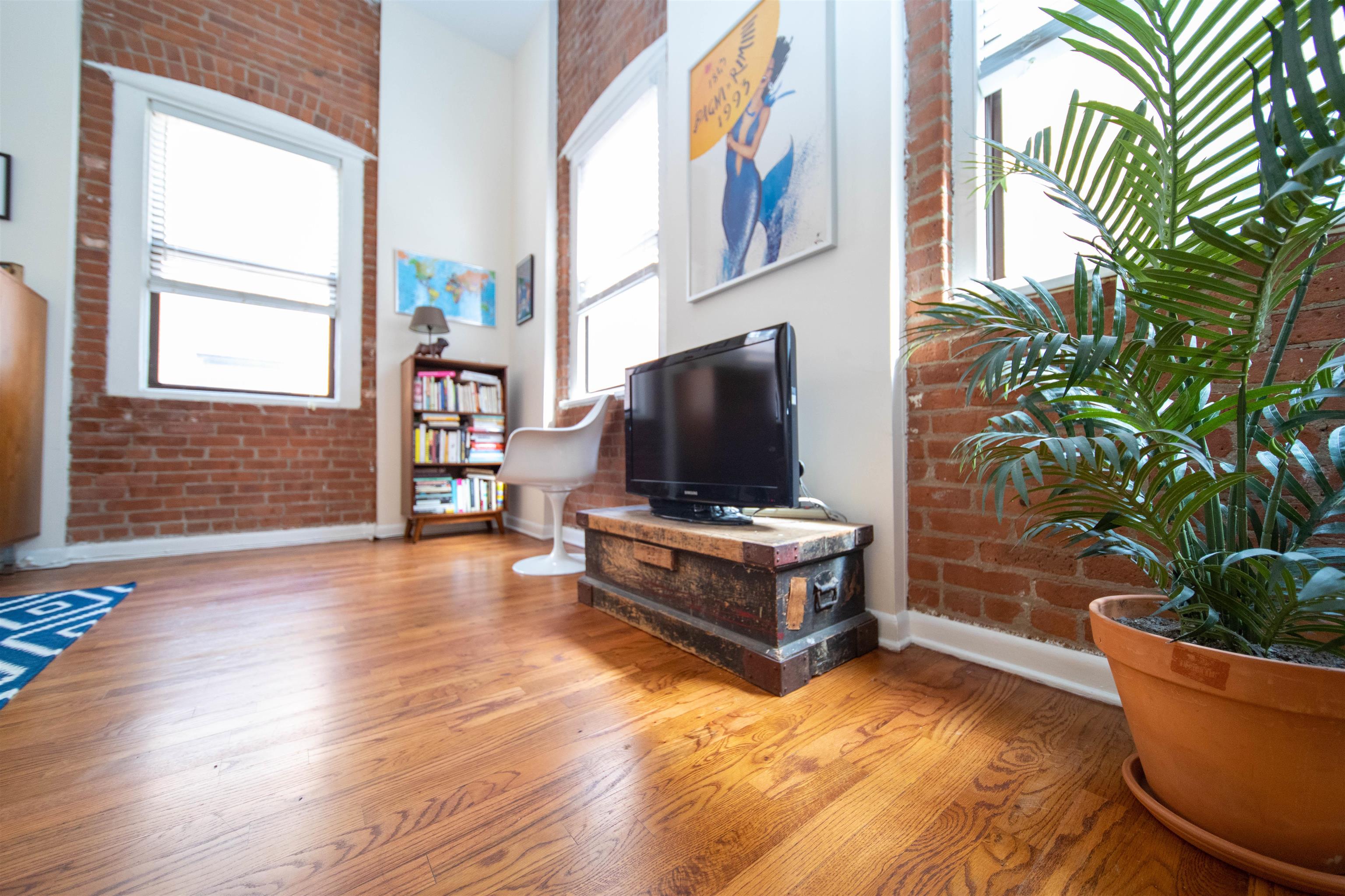 158 WAYNE ST Unit: 322A