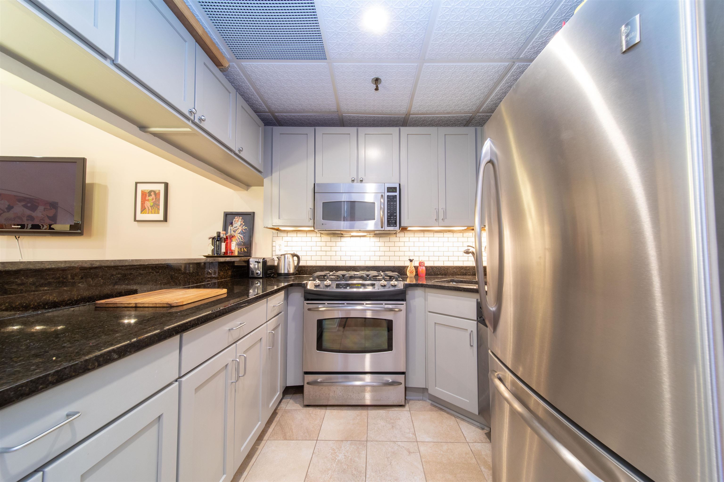 158 WAYNE ST Unit: 322A