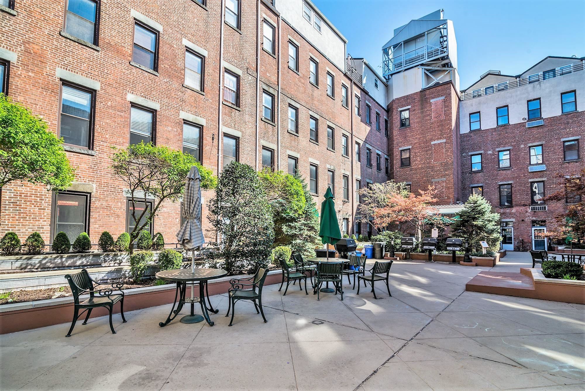 158 WAYNE ST Unit: 322A