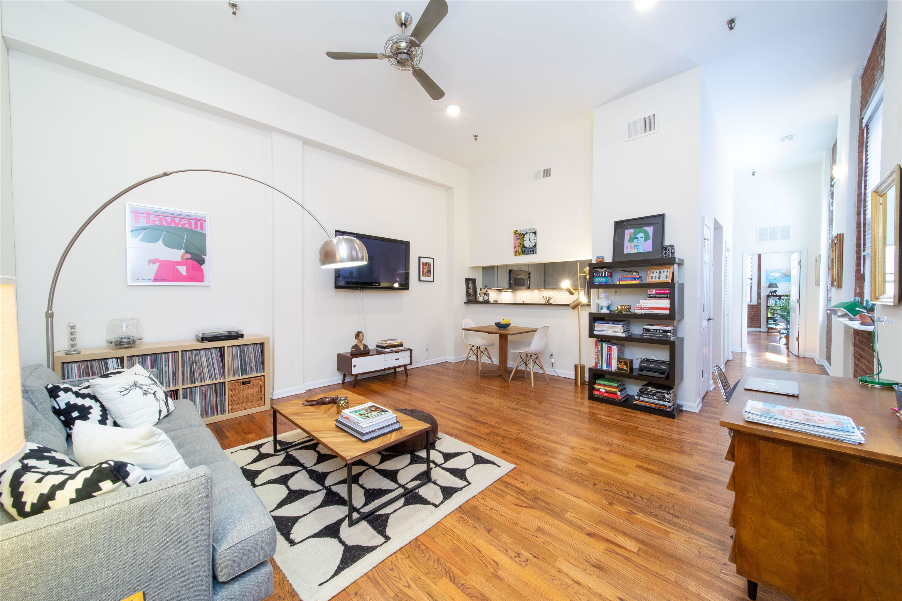 158 WAYNE ST Unit: 322A