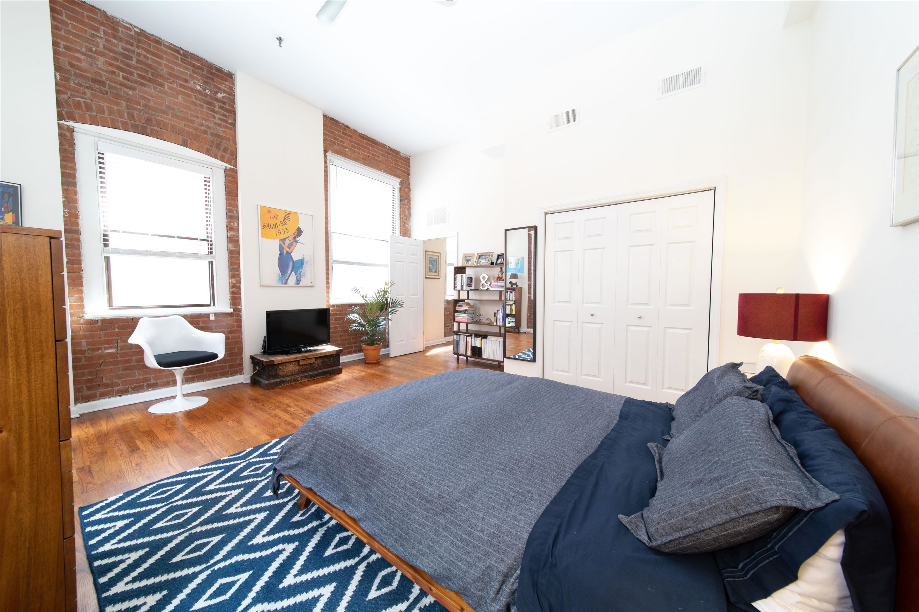 158 WAYNE ST Unit: 322A