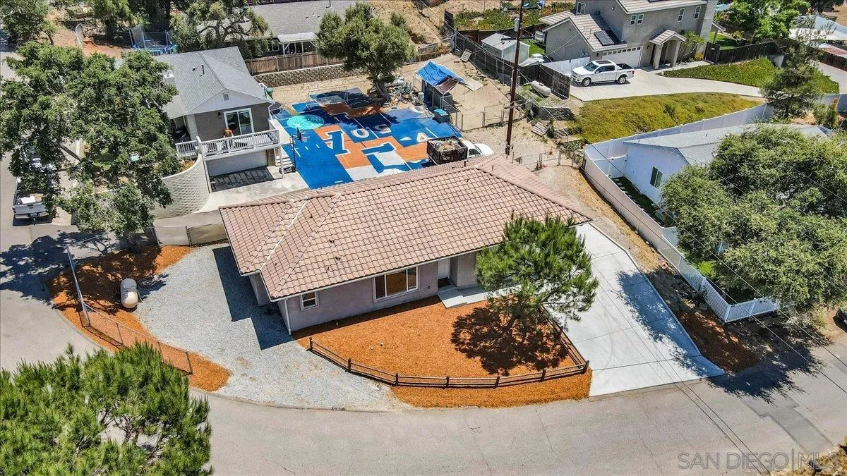 611 Snowden Place