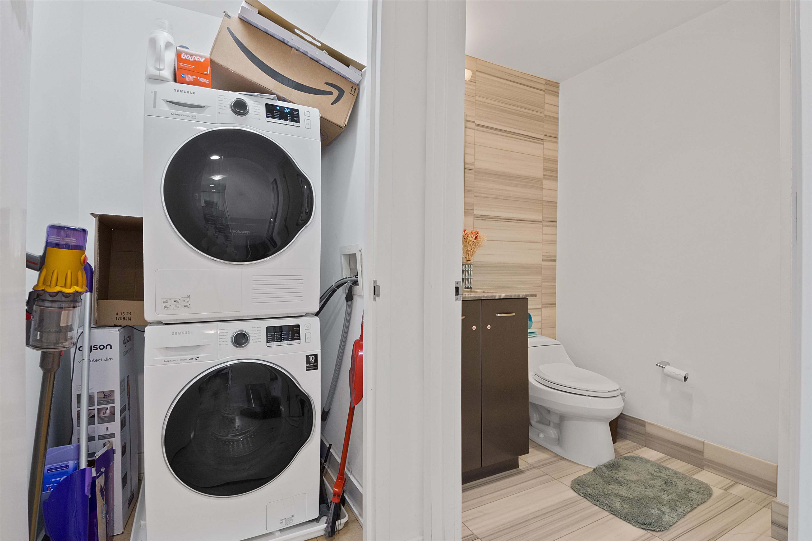 2 2ND ST Unit: 1103