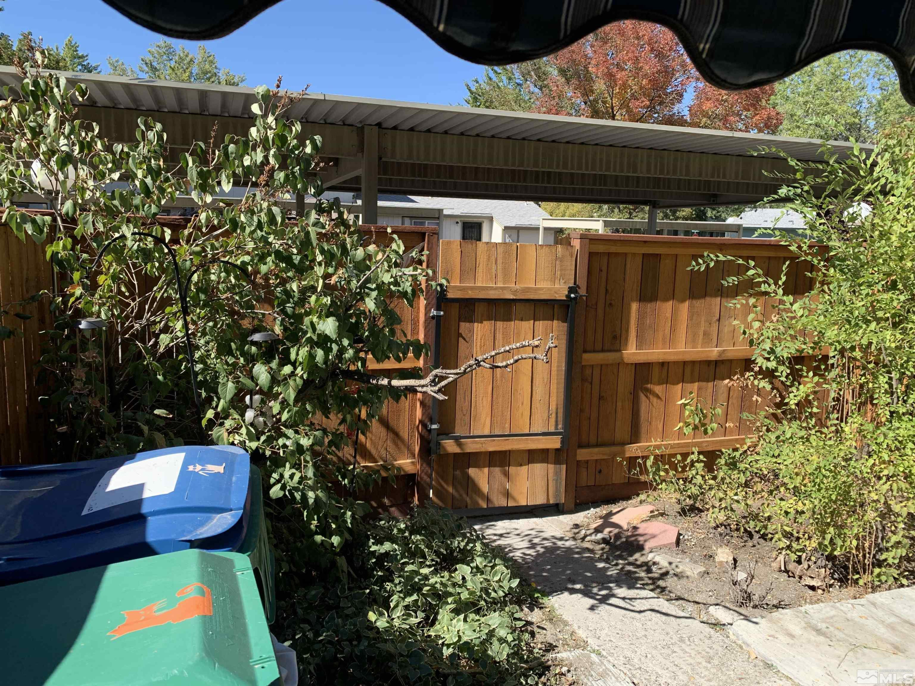 832 Mesa Ridge 2