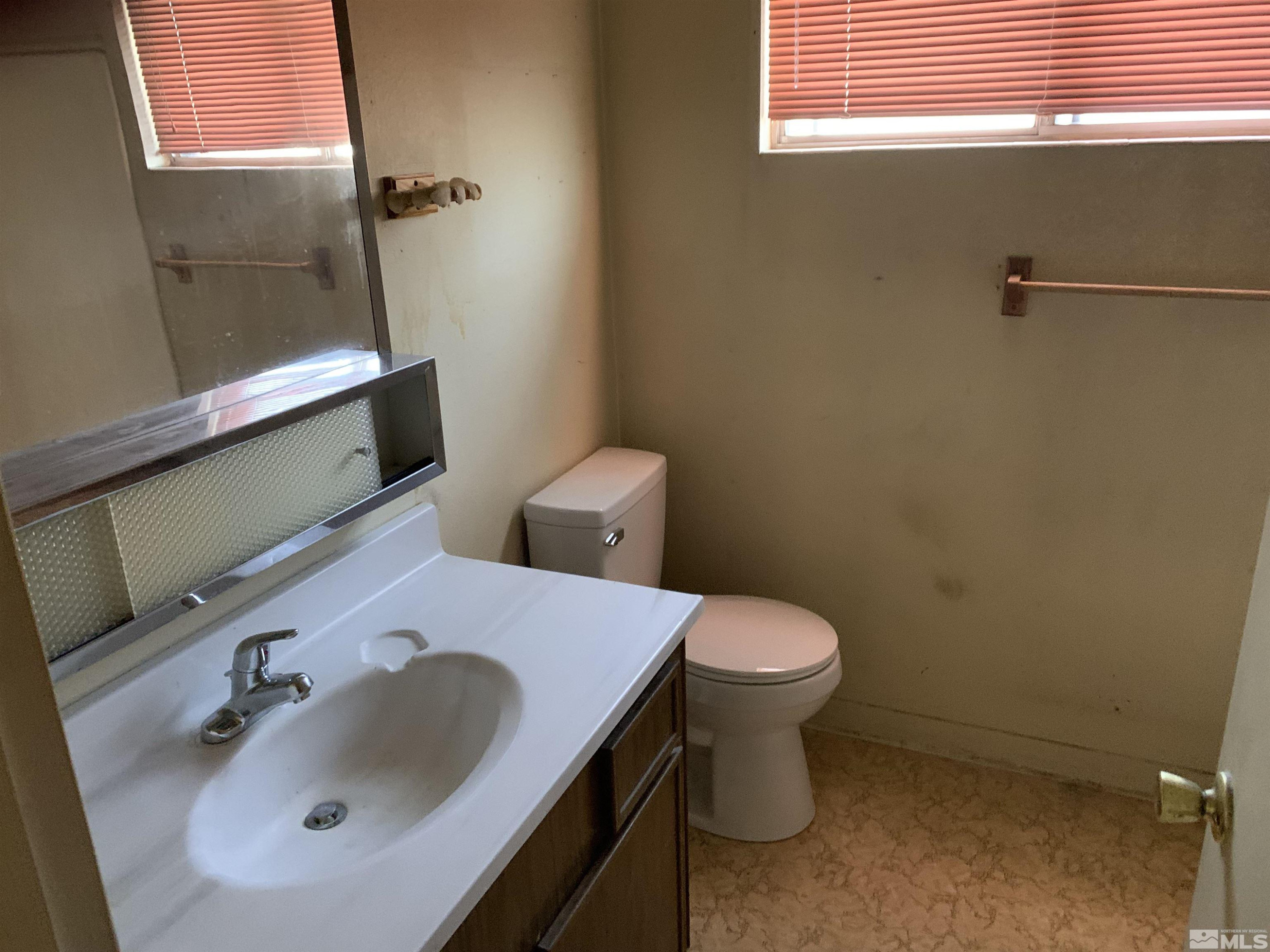 832 Mesa Ridge 2