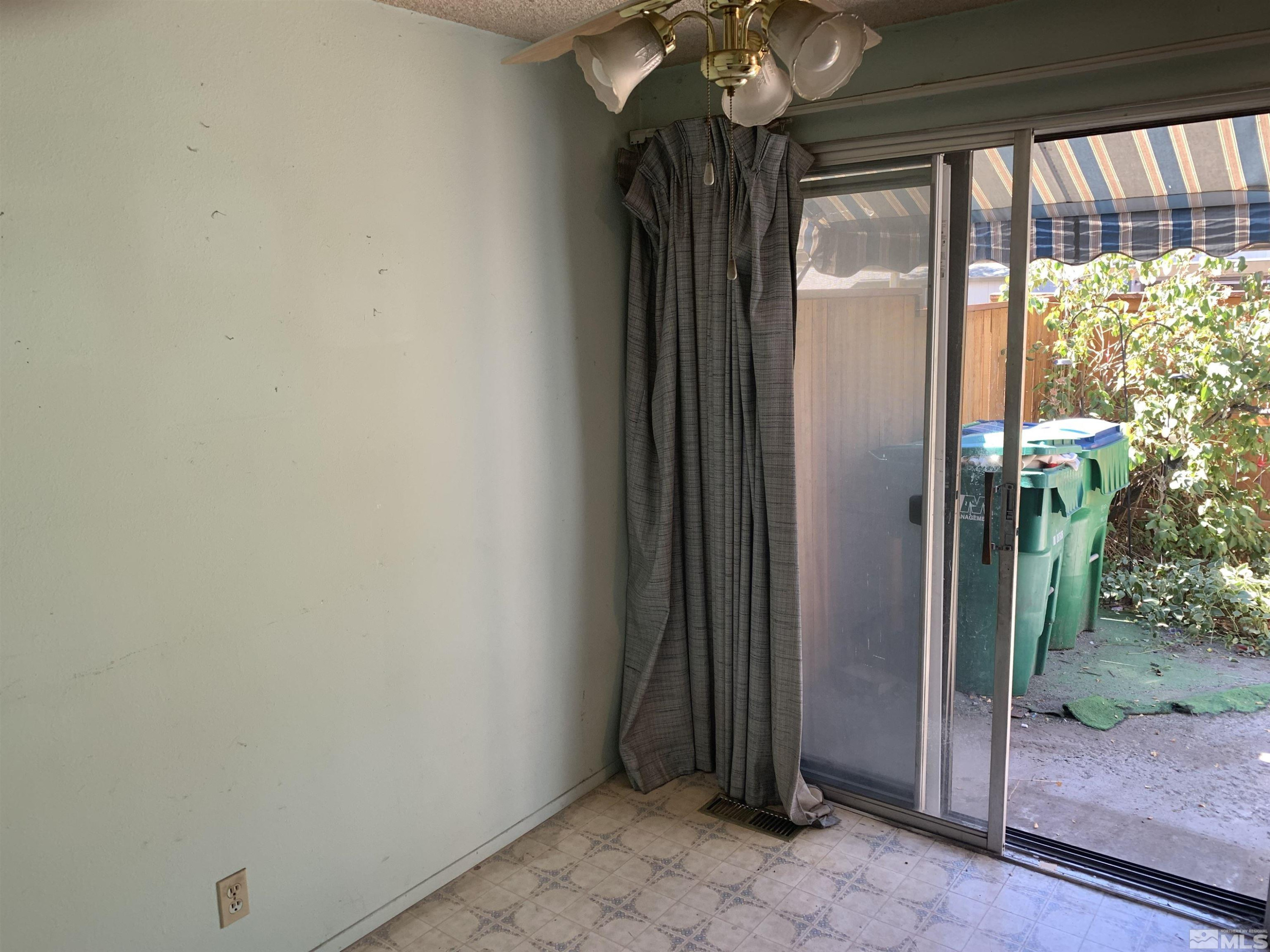 832 Mesa Ridge 2