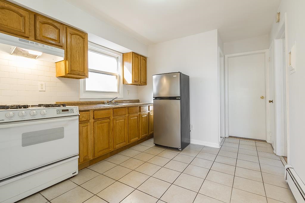 58 BERGEN AVE