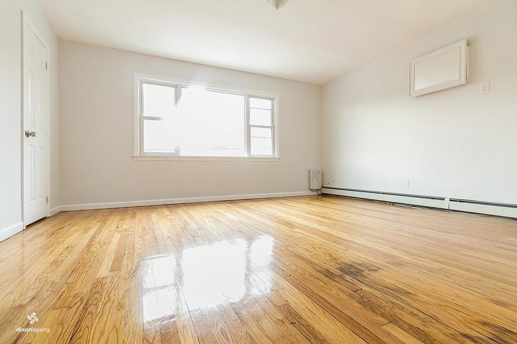 58 BERGEN AVE