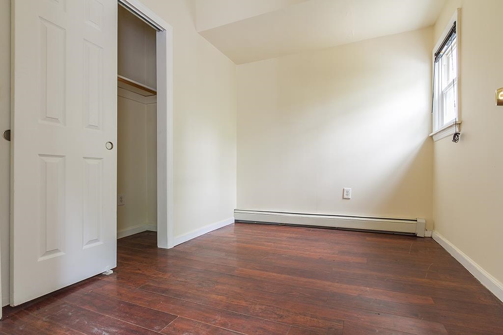 20 LINDEN AVE