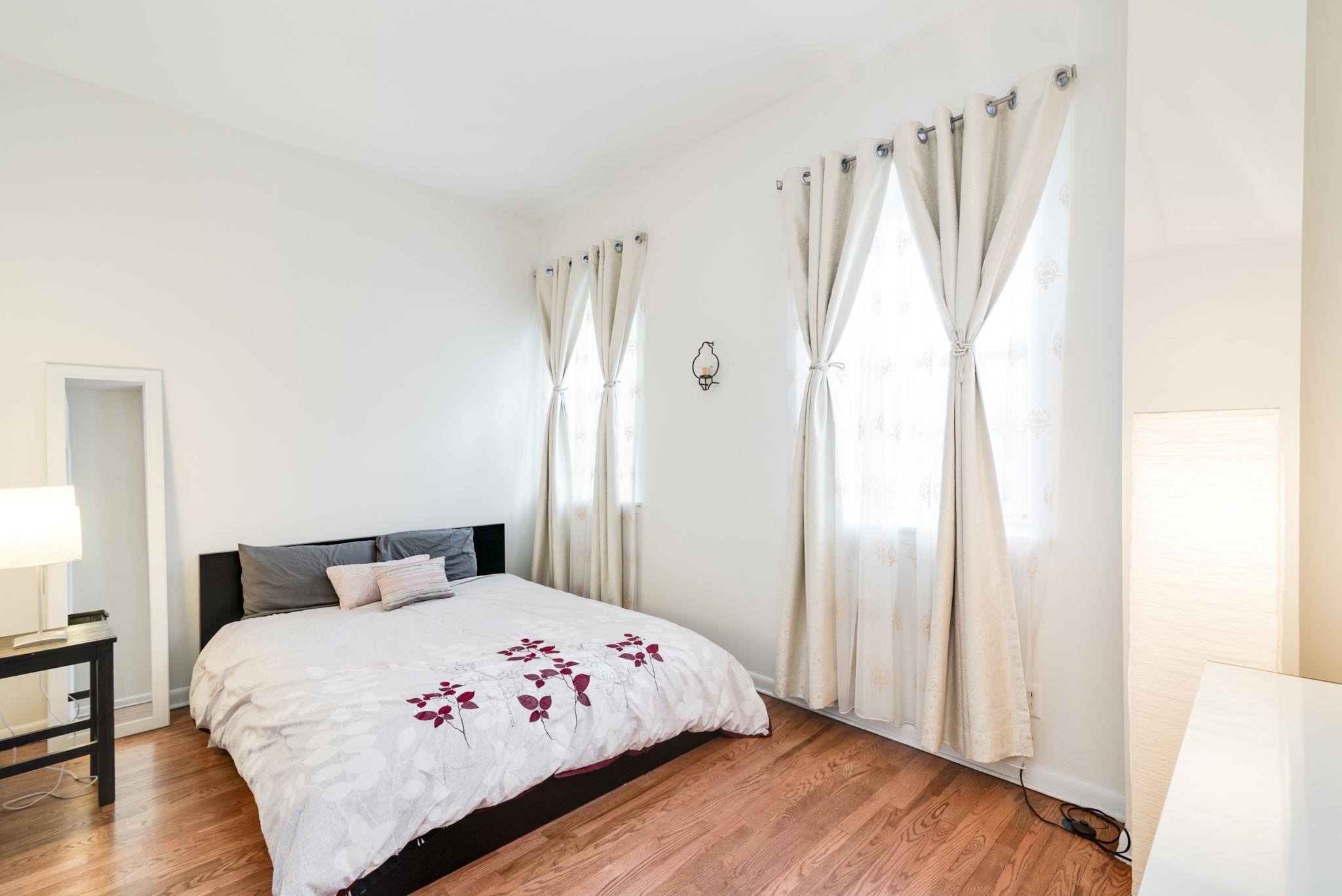 227 CHRISTOPHER COLUMBUS DR Unit: 115B