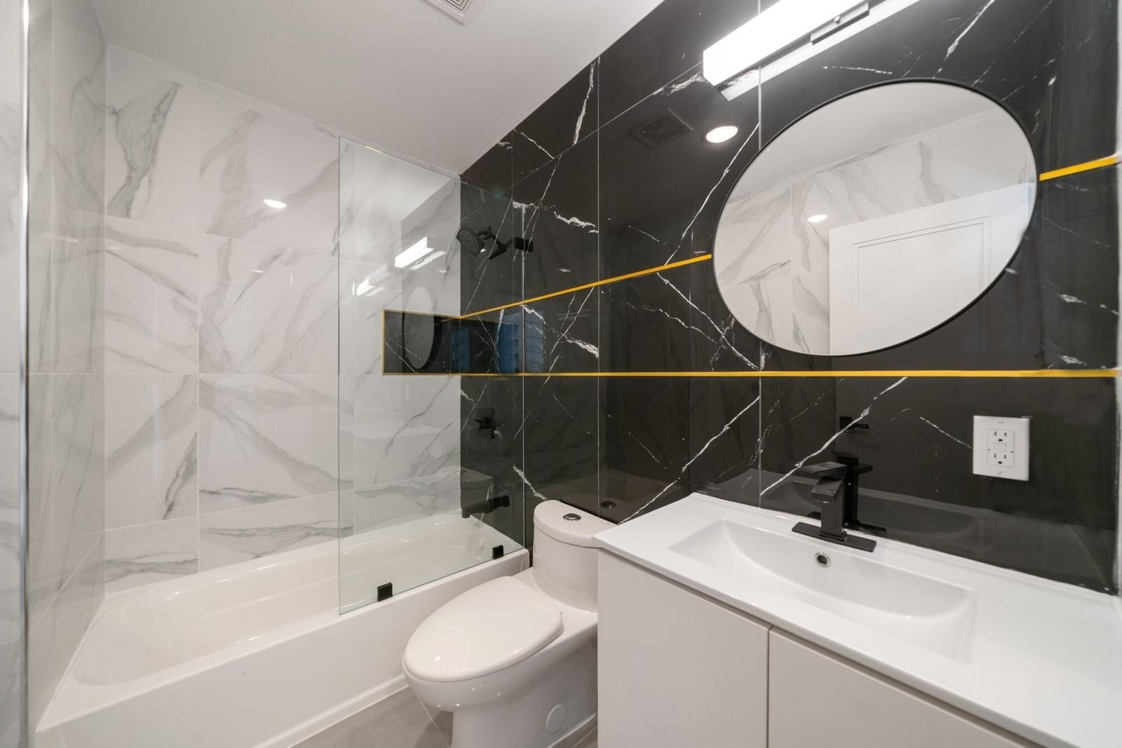195 BAY ST Unit: 4 aka 301