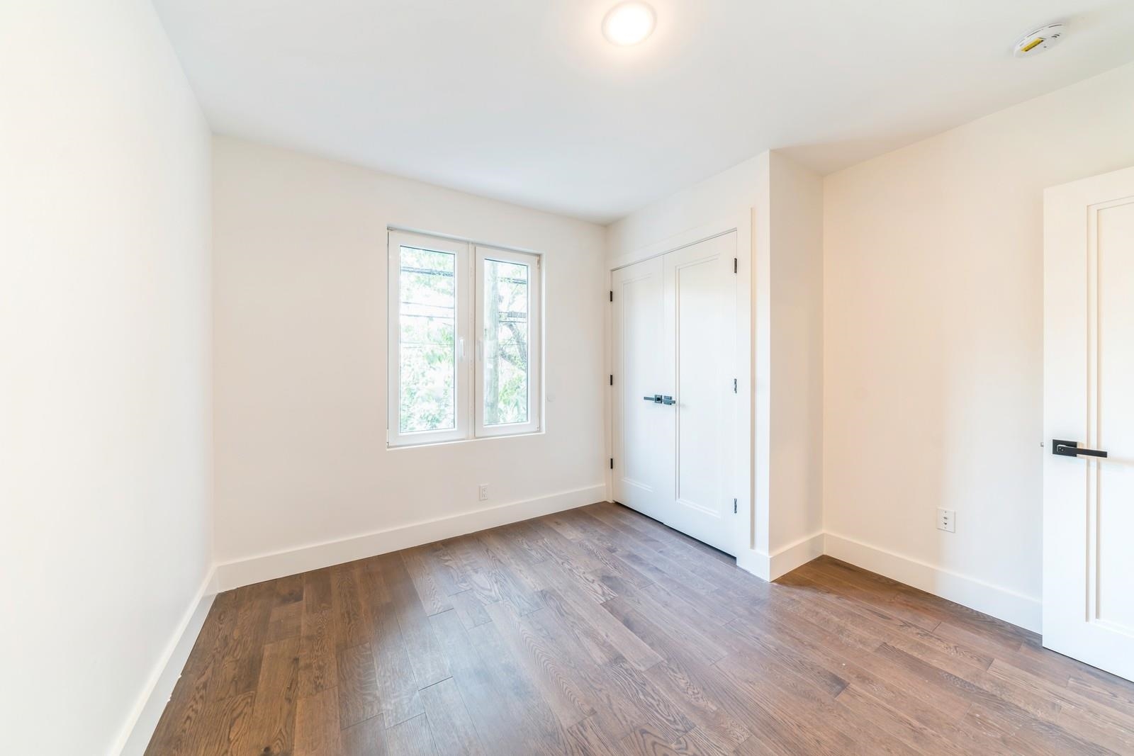 195 BAY ST Unit: 5 aka 302