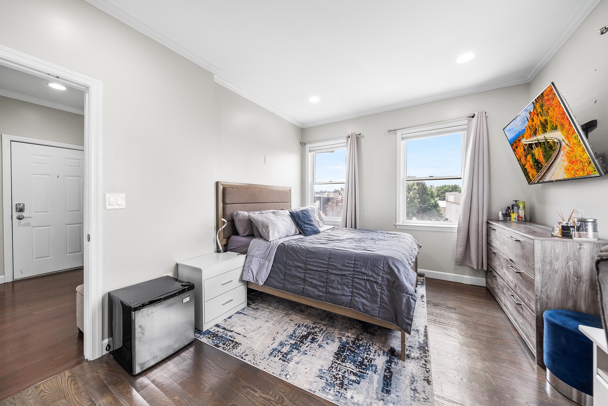 620 38TH ST Unit: 103