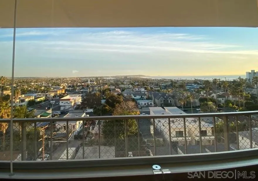 4944 Cass St Unit 802