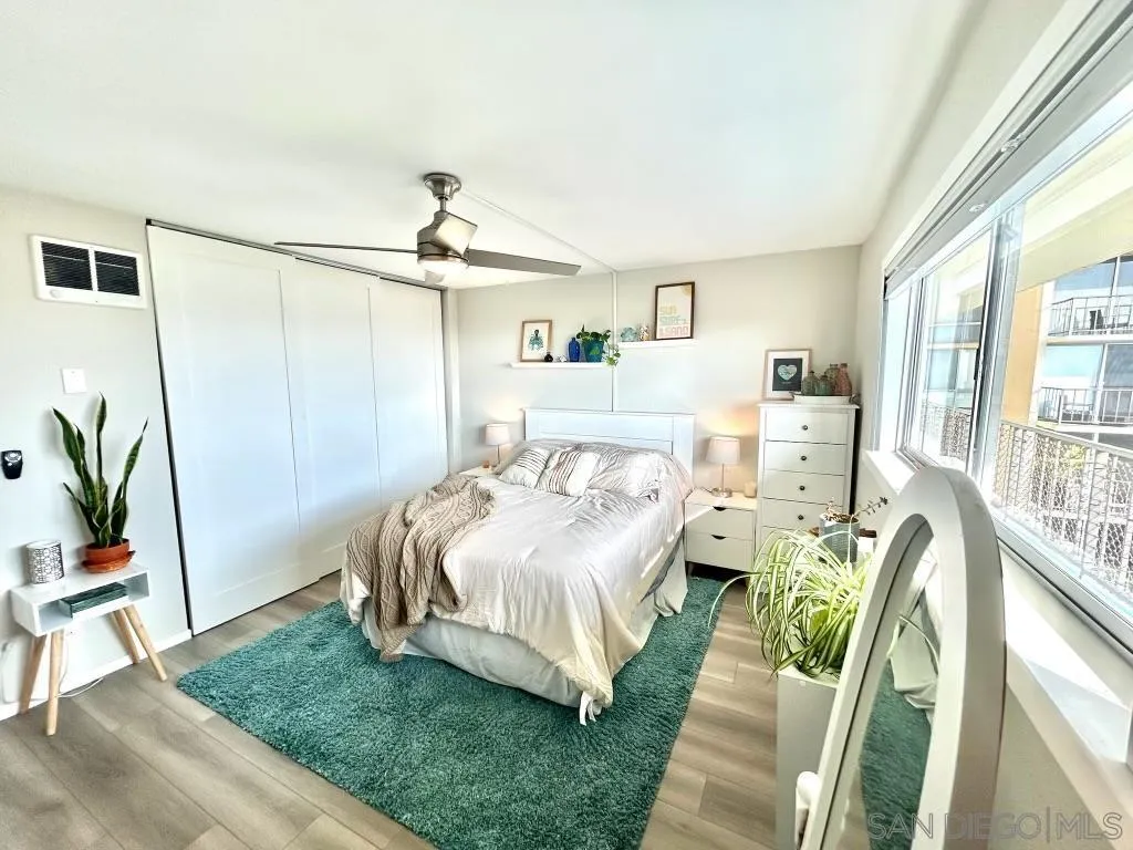 4944 Cass St Unit 802
