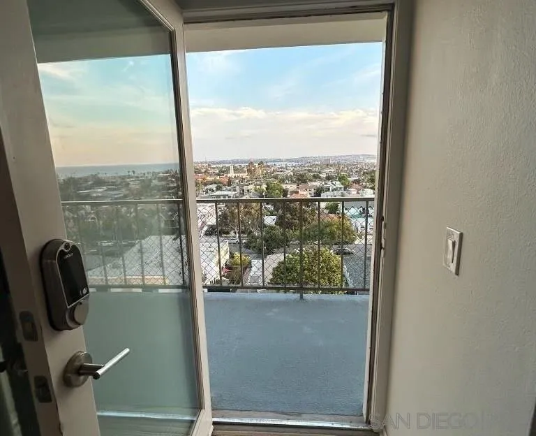 4944 Cass St Unit 802