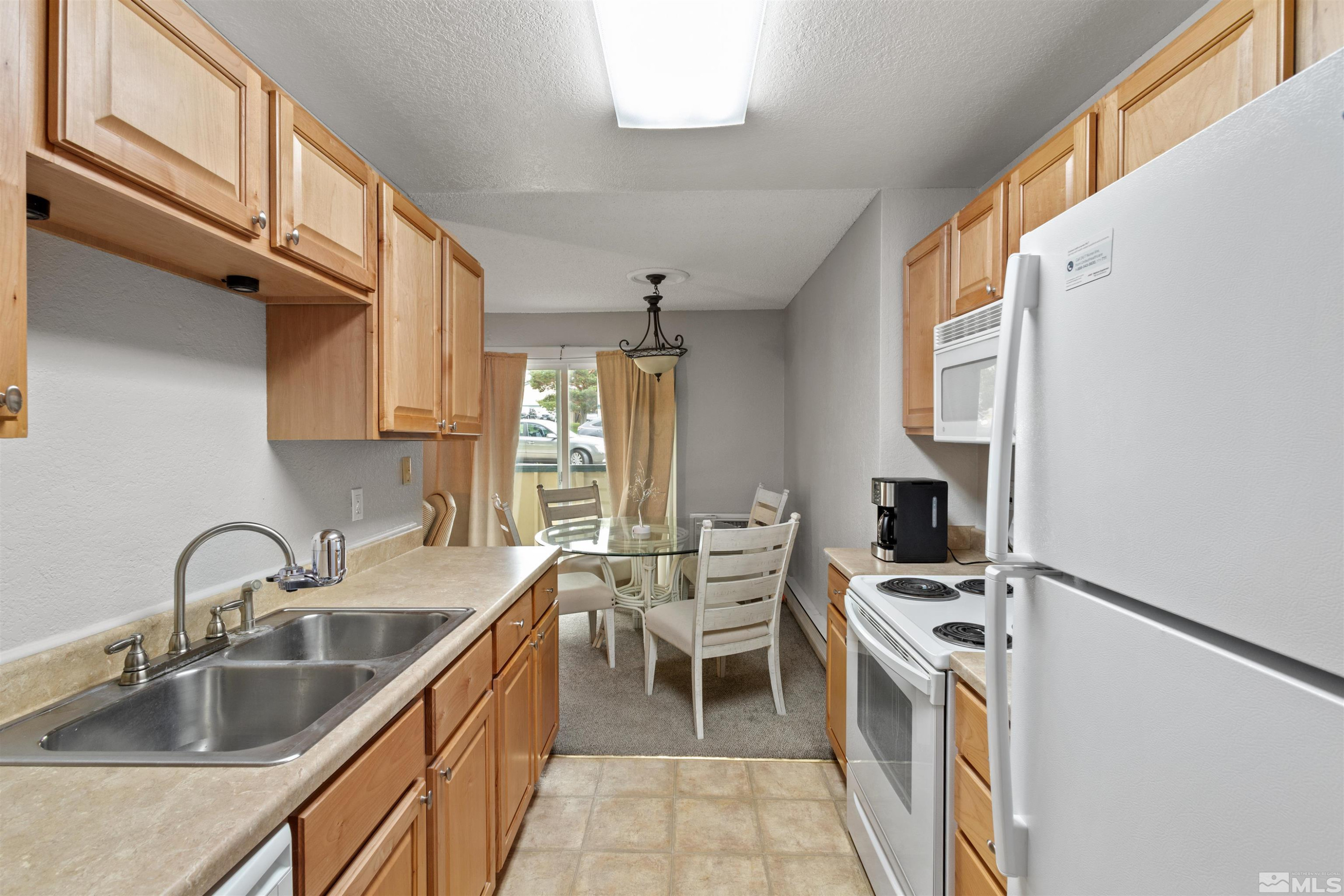 3909 Clear Acre Lane 39