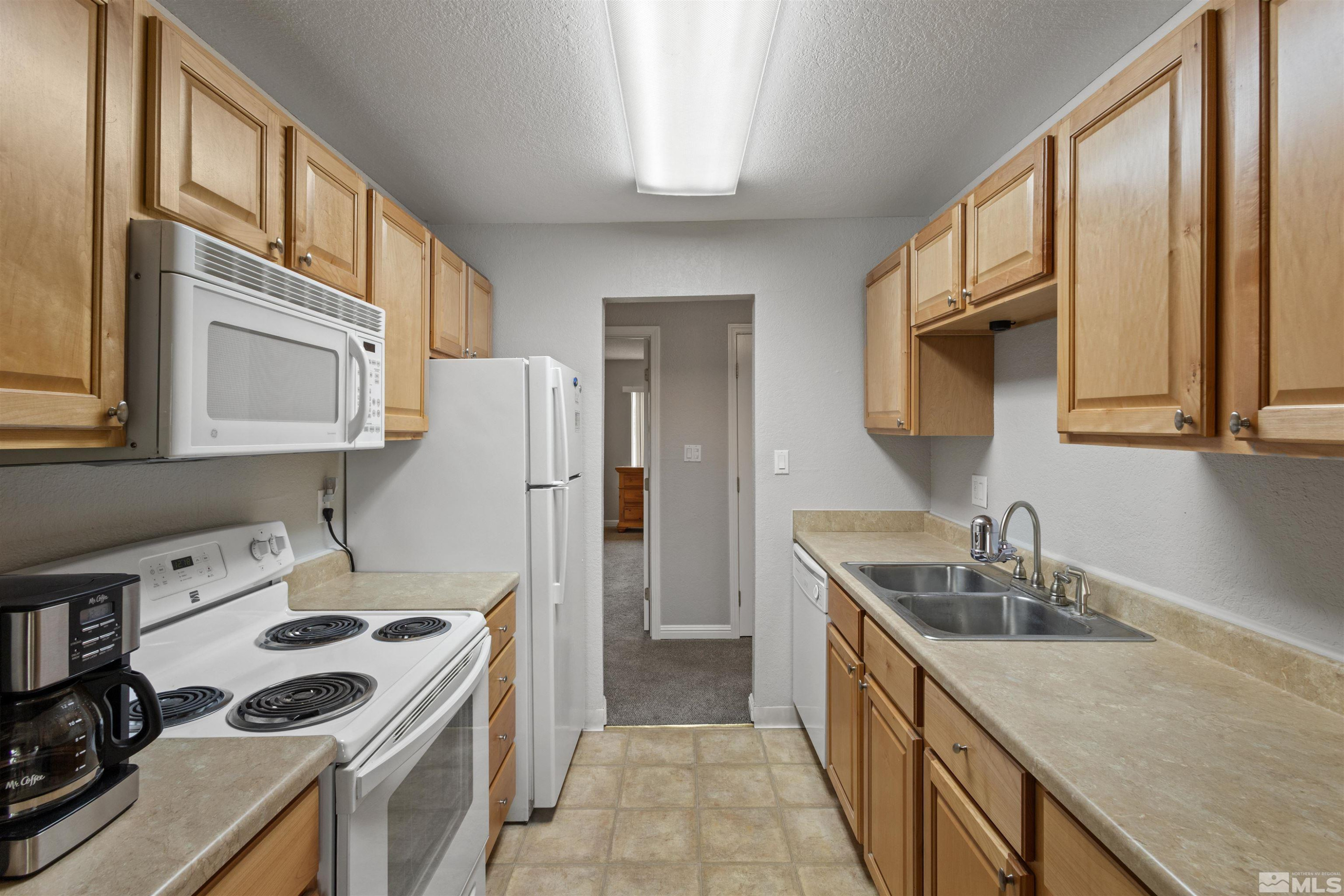3909 Clear Acre Lane 39