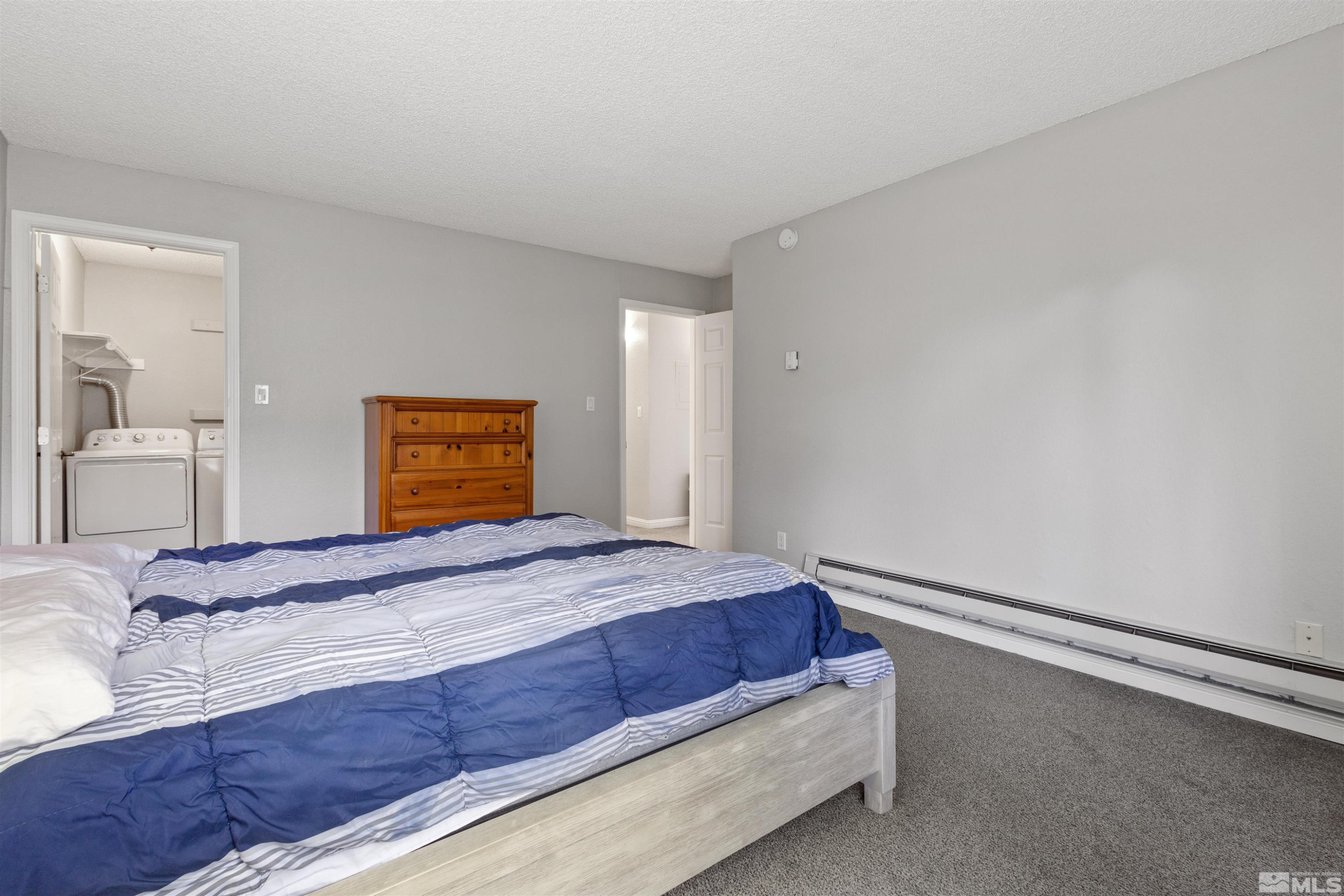 3909 Clear Acre Lane 39