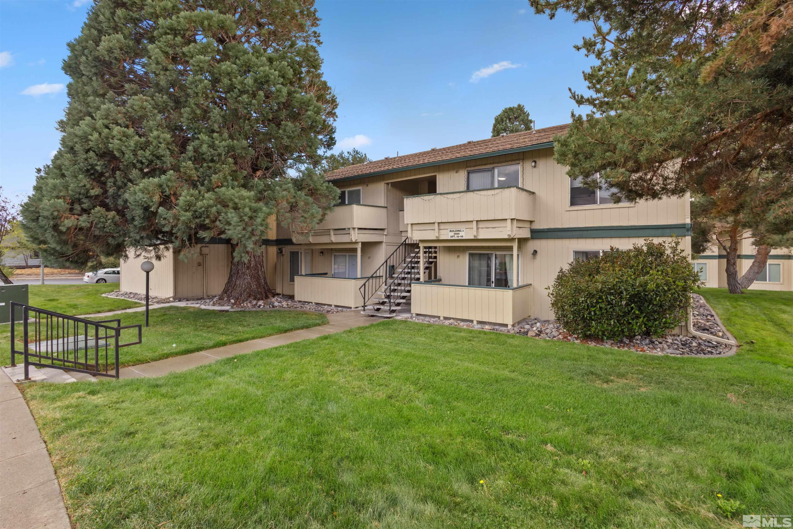 3909 Clear Acre Lane 39