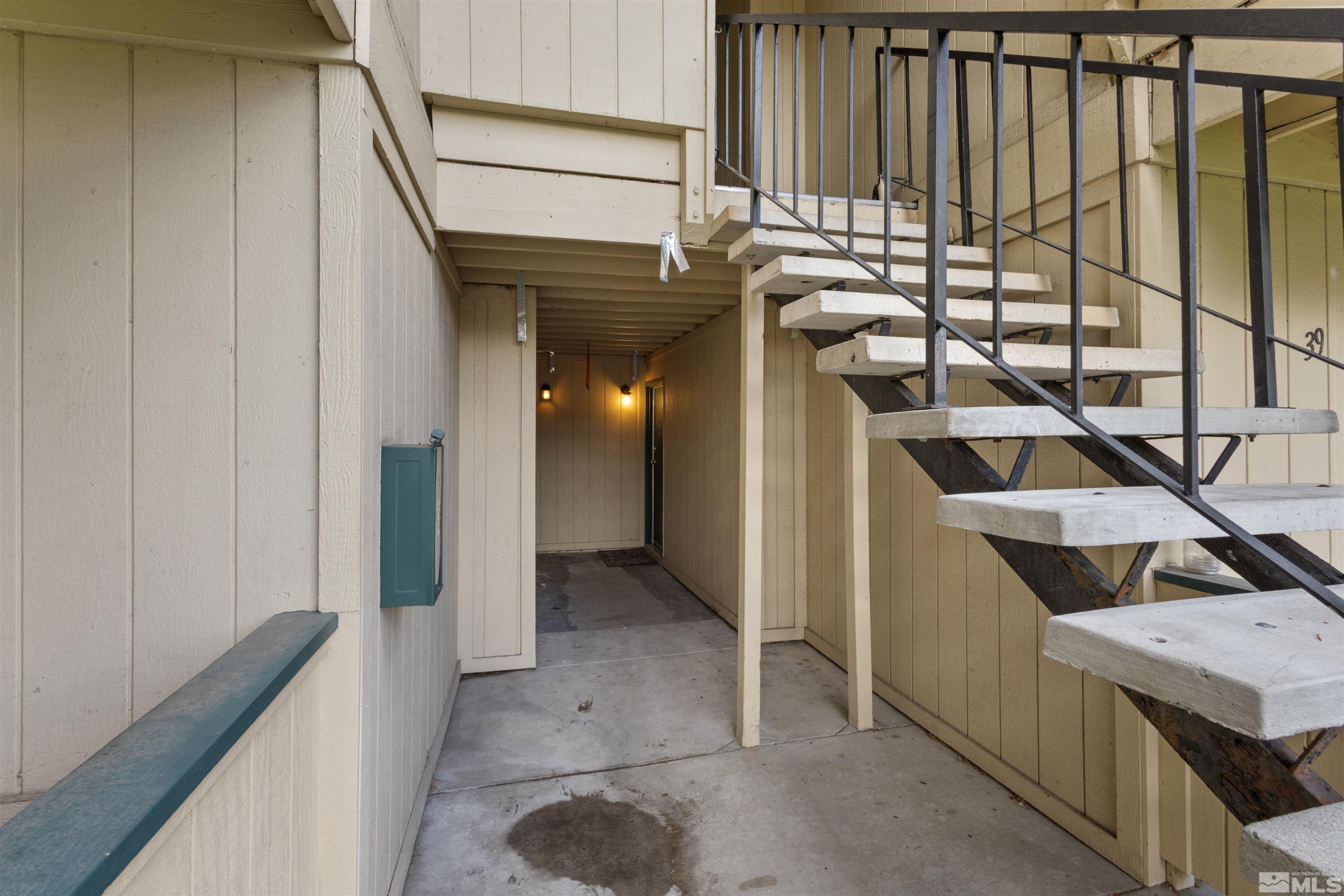 3909 Clear Acre Lane 39