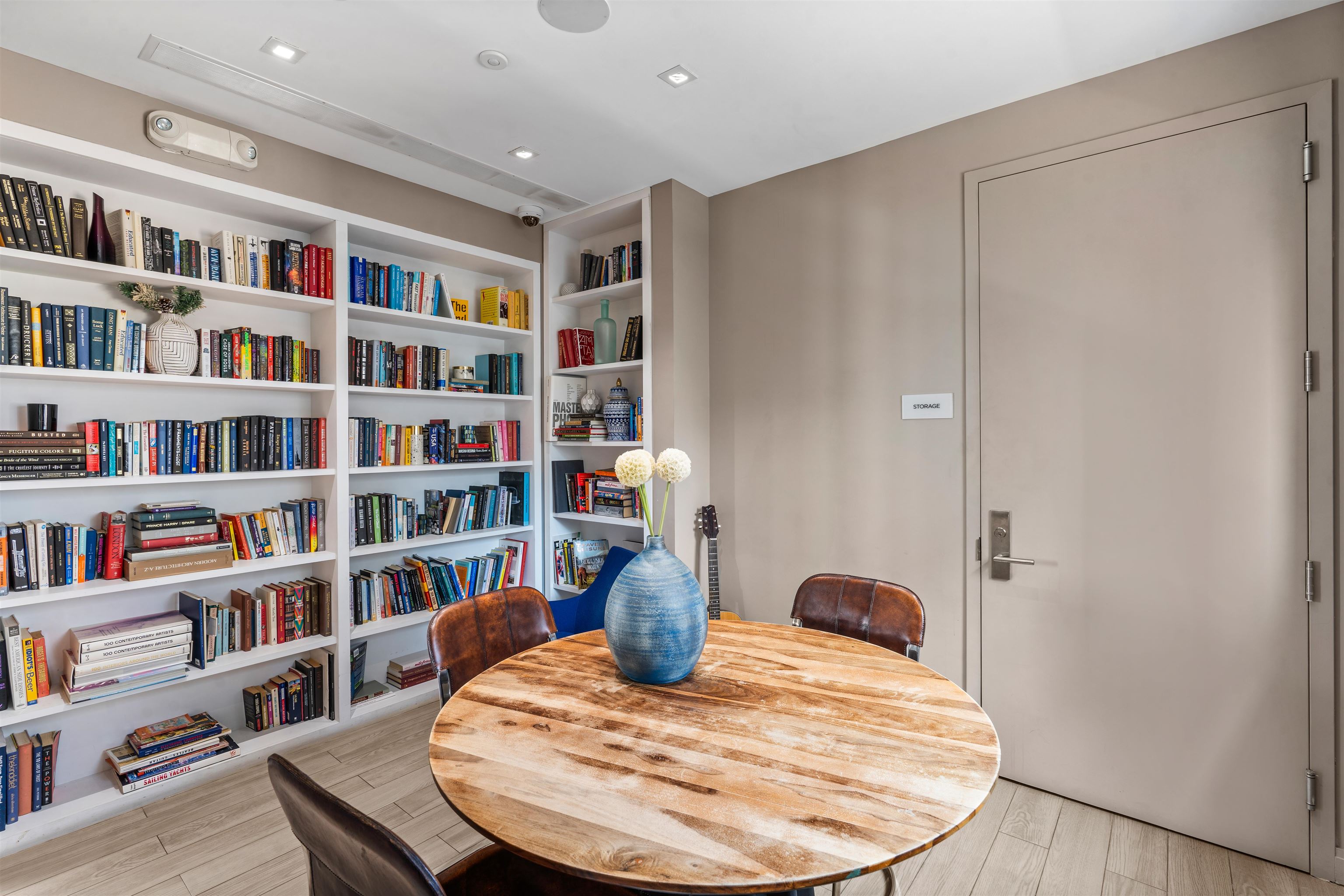 160 1ST ST Unit: 613