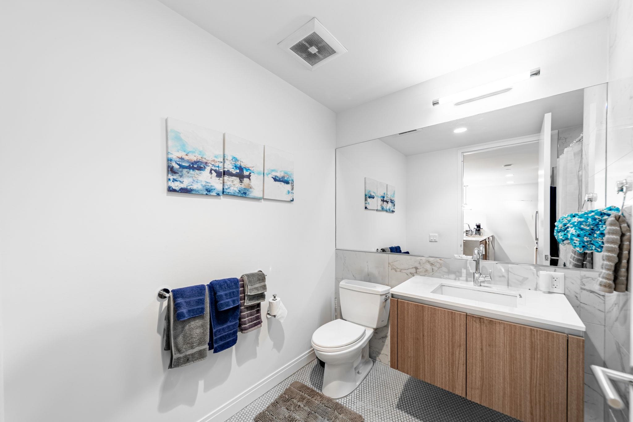 160 1ST ST Unit: 613