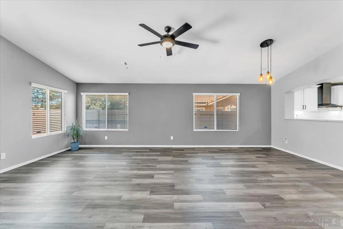 32476 Evening Primrose Trail