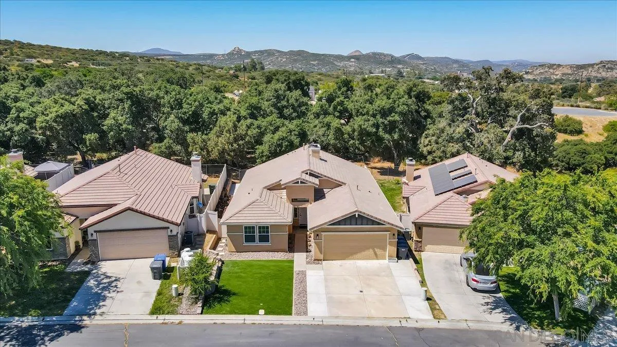 32476 Evening Primrose Trail