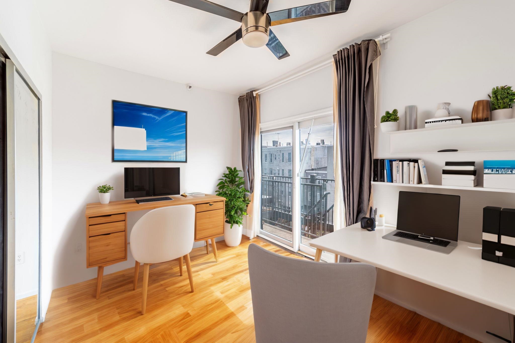 401 MONROE ST Unit: 4R