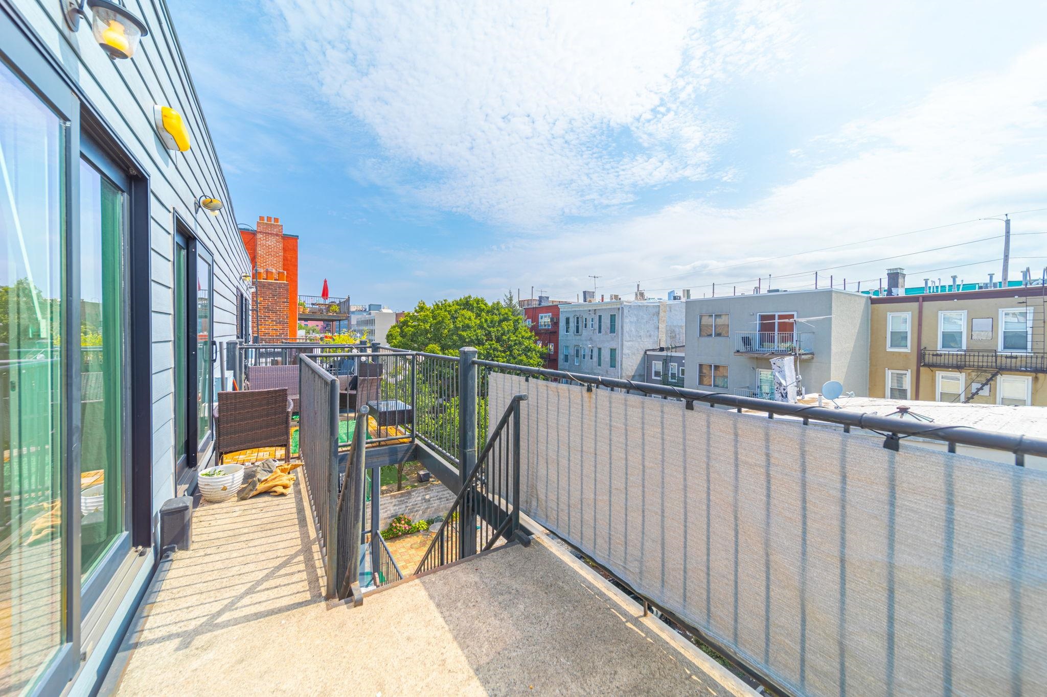 401 MONROE ST Unit: 4R