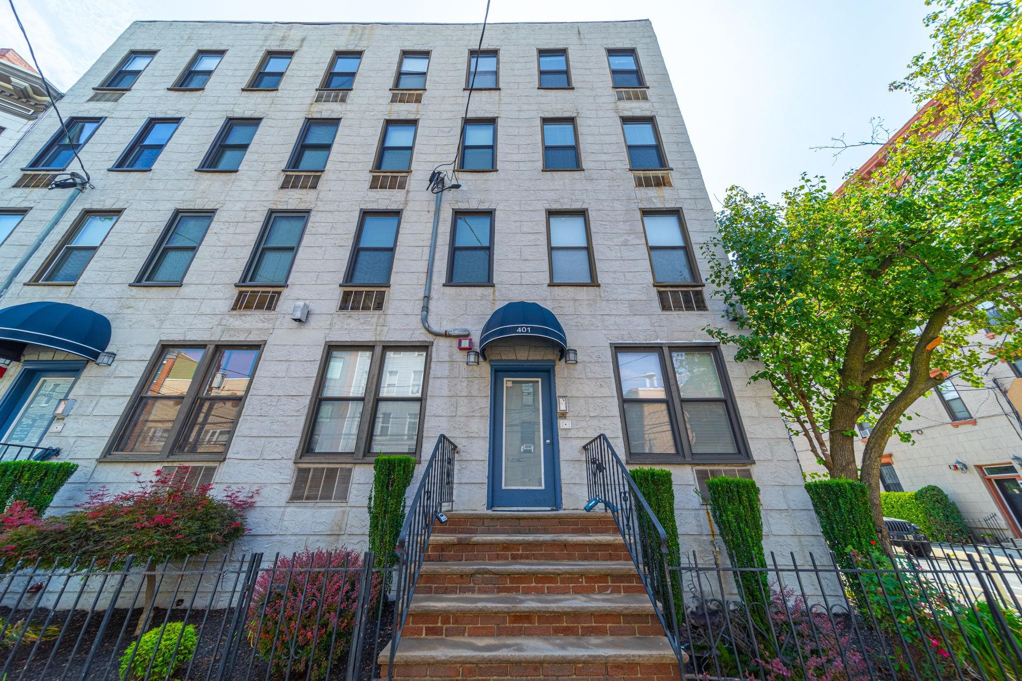 401 MONROE ST Unit: 4R