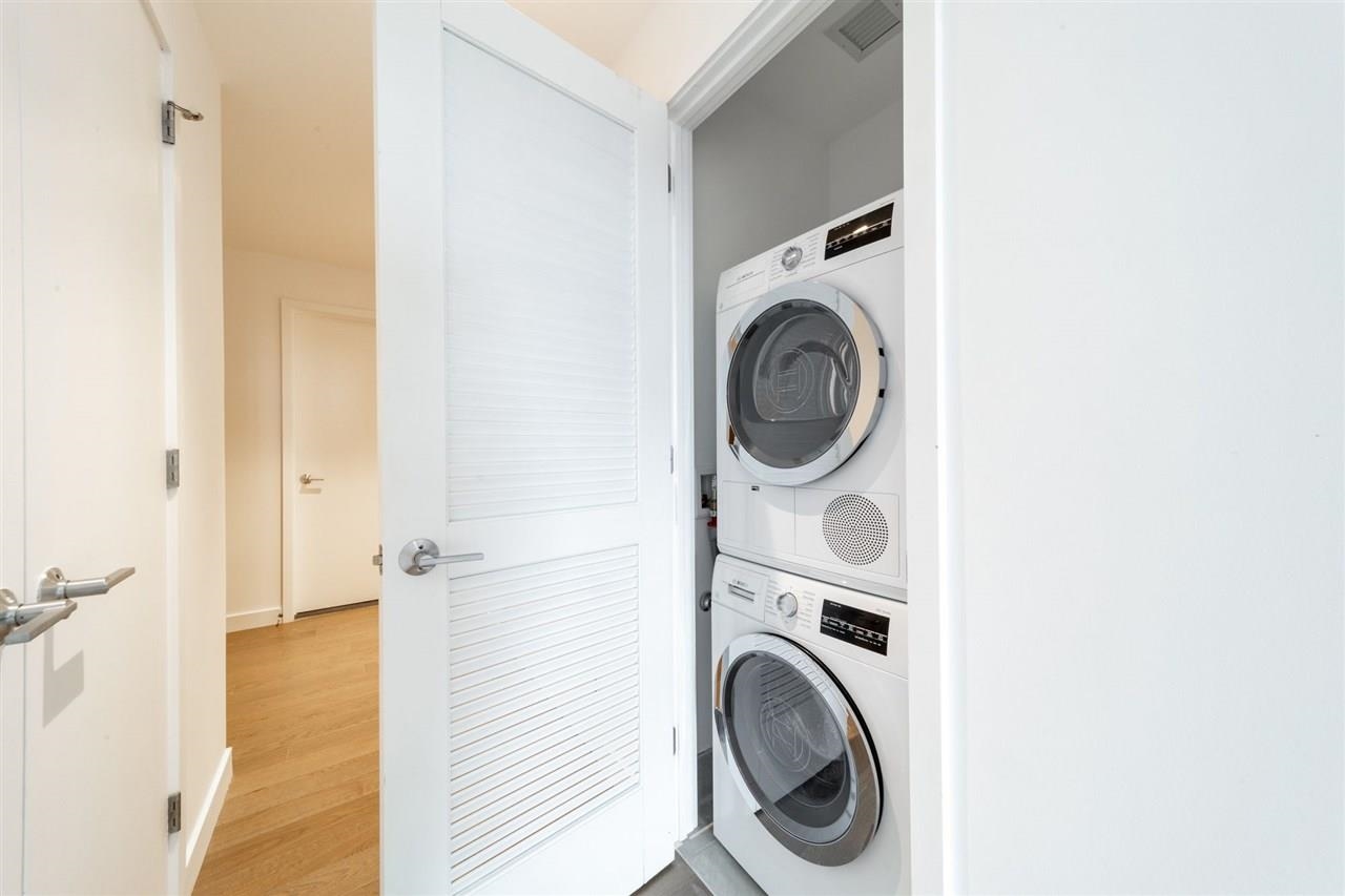 75 PARK LANE SOUTH Unit: 906
