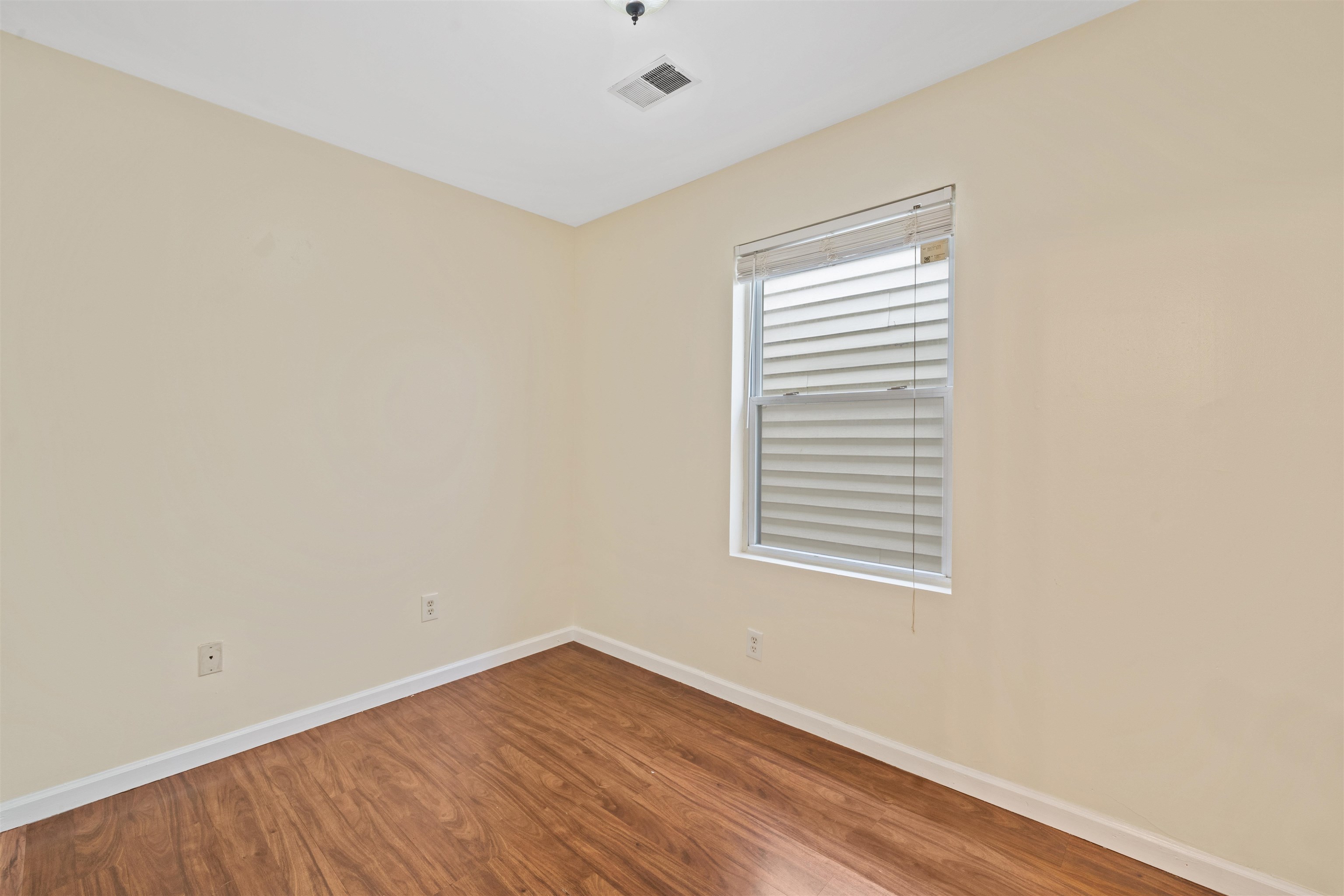 46 ARMSTRONG AVE Unit: 2