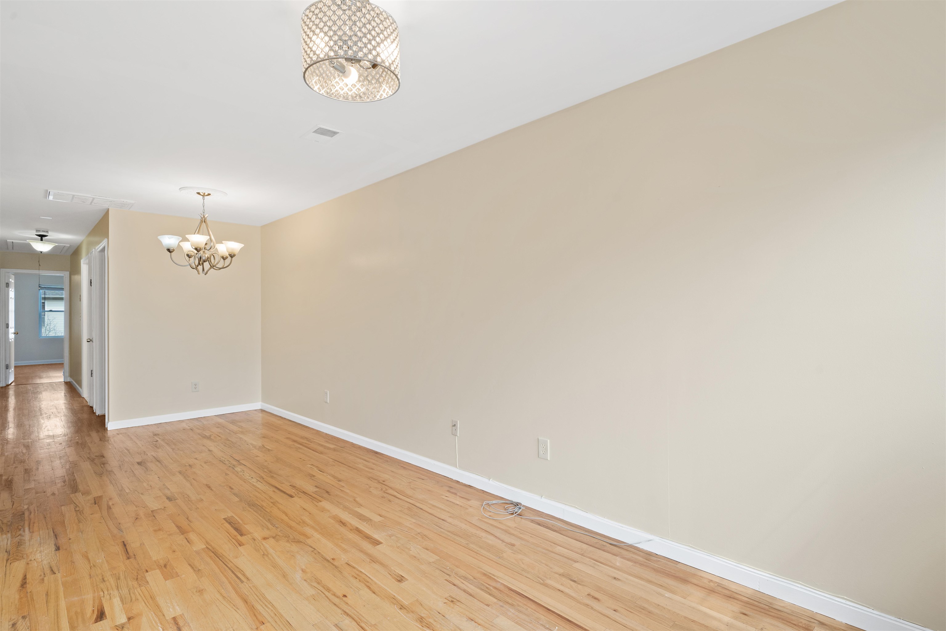 46 ARMSTRONG AVE Unit: 2