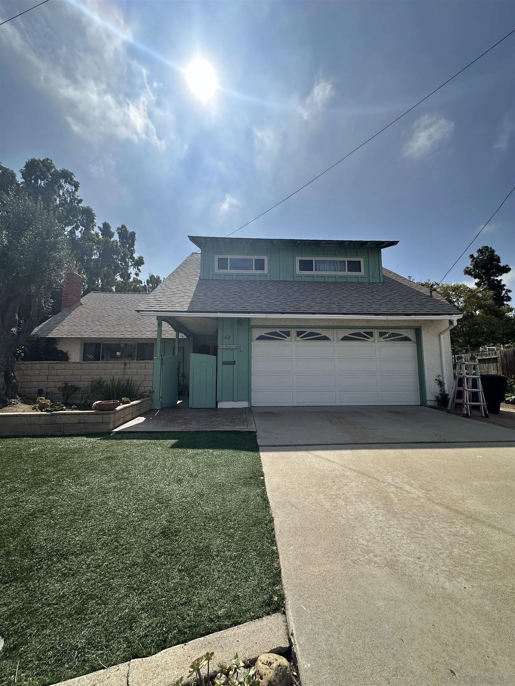 42 Millan Ct